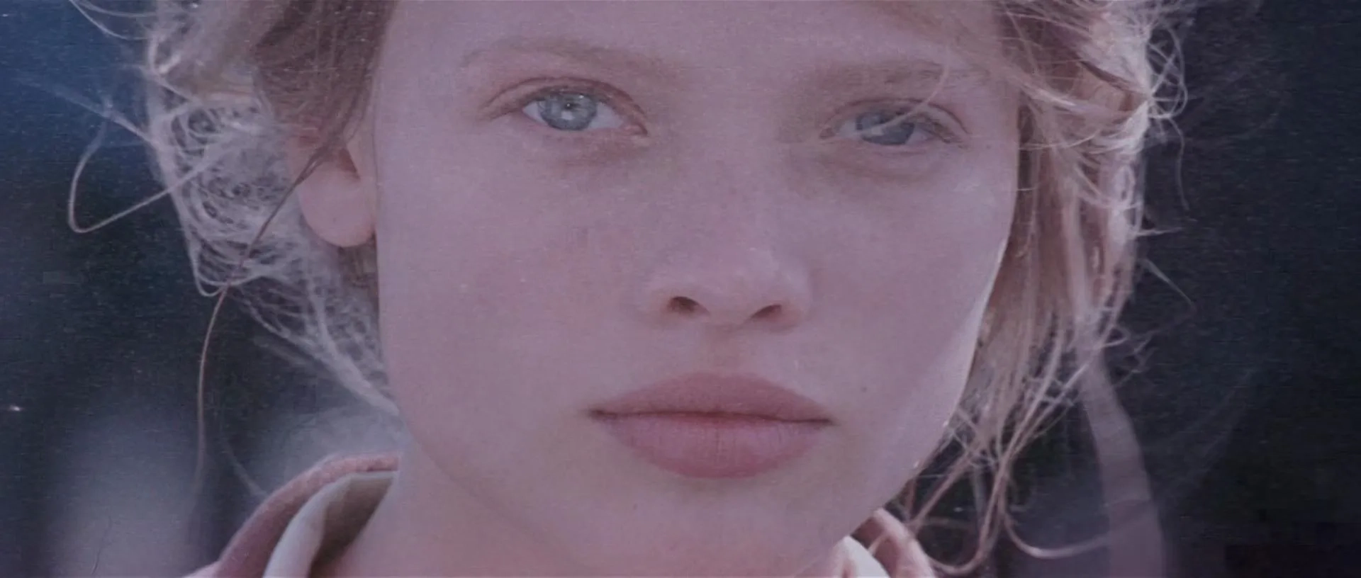 Mélanie Thierry in The Legend of 1900 (1998)