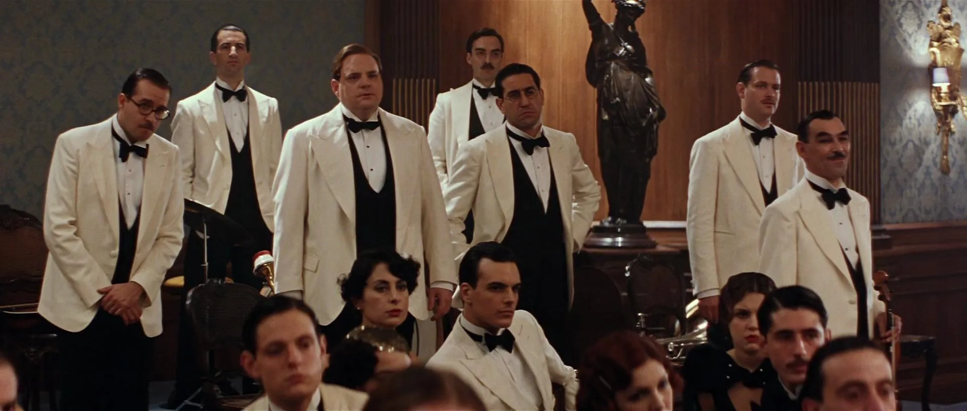 Adriano Wajskol, Stefano Pagin, Agostino Di Giorgio, Piero Gimondo, and Michael Supnick in The Legend of 1900 (1998)