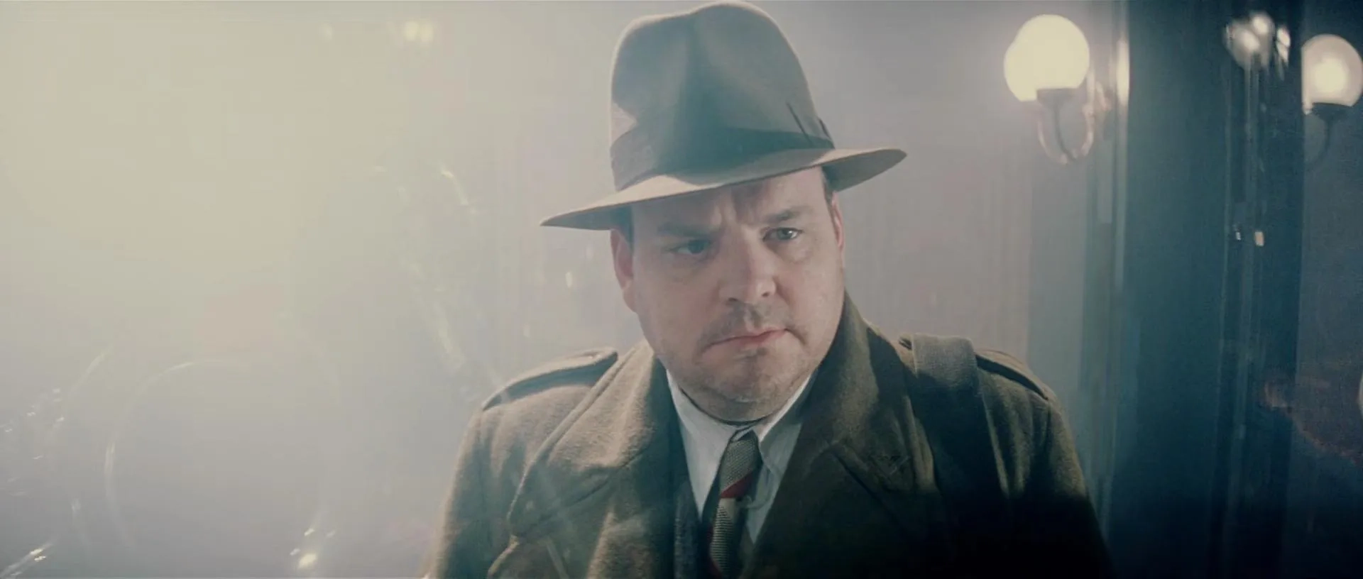 Pruitt Taylor Vince in The Legend of 1900 (1998)