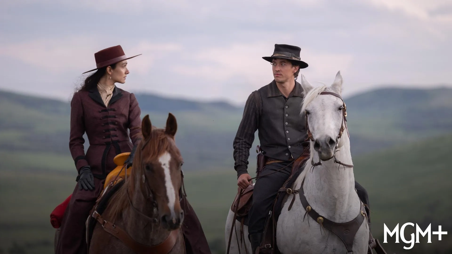 Tom Blyth and Nuria Vega in Billy the Kid (2022)