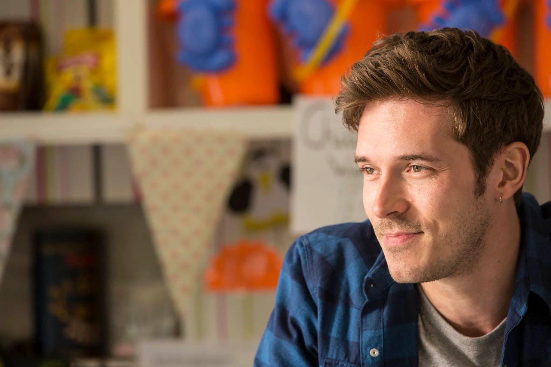 Sam Palladio in Humans (2015)