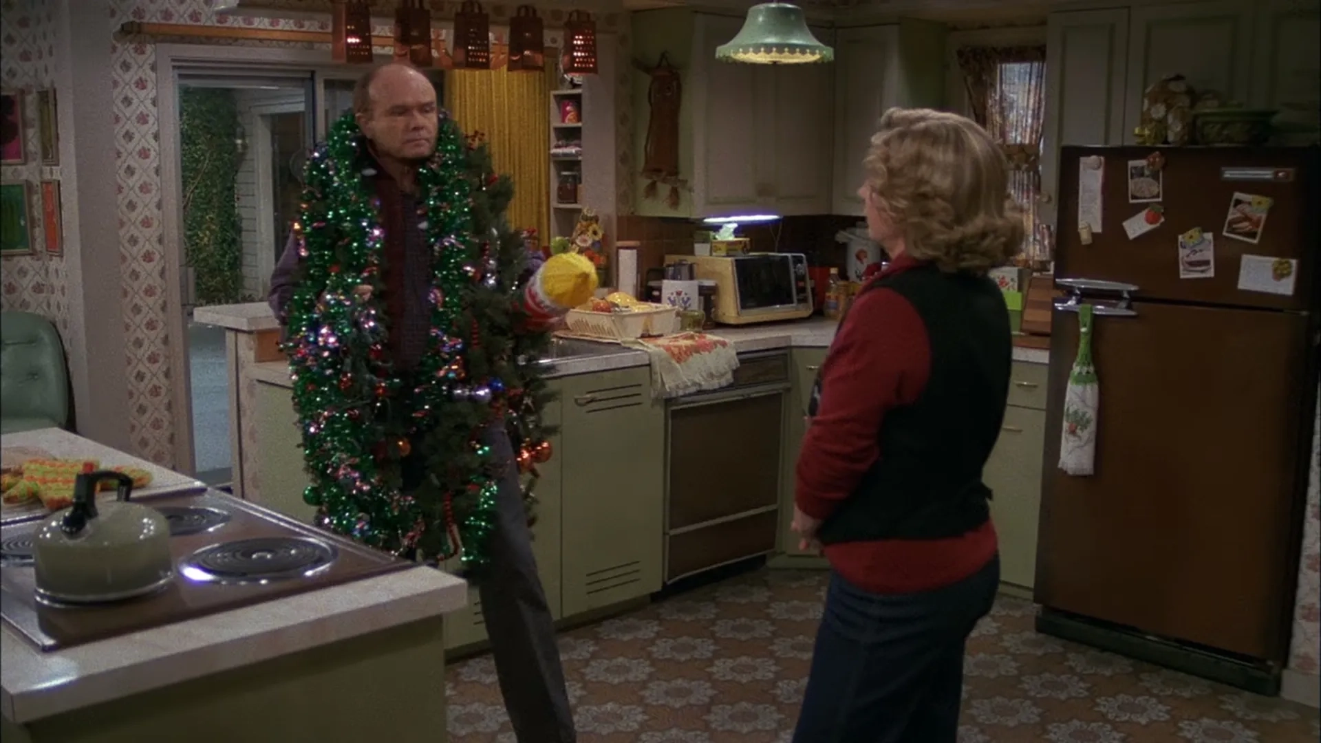 Kurtwood Smith and Debra Jo Rupp in That '70s Show (1998)