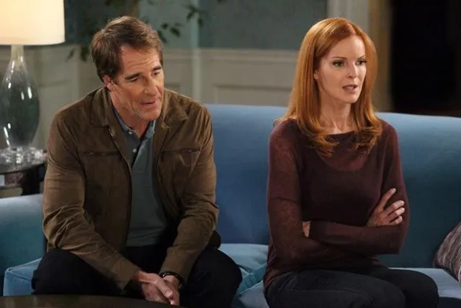 Scott Bakula and Marcia Cross in Desperate Housewives (2004)