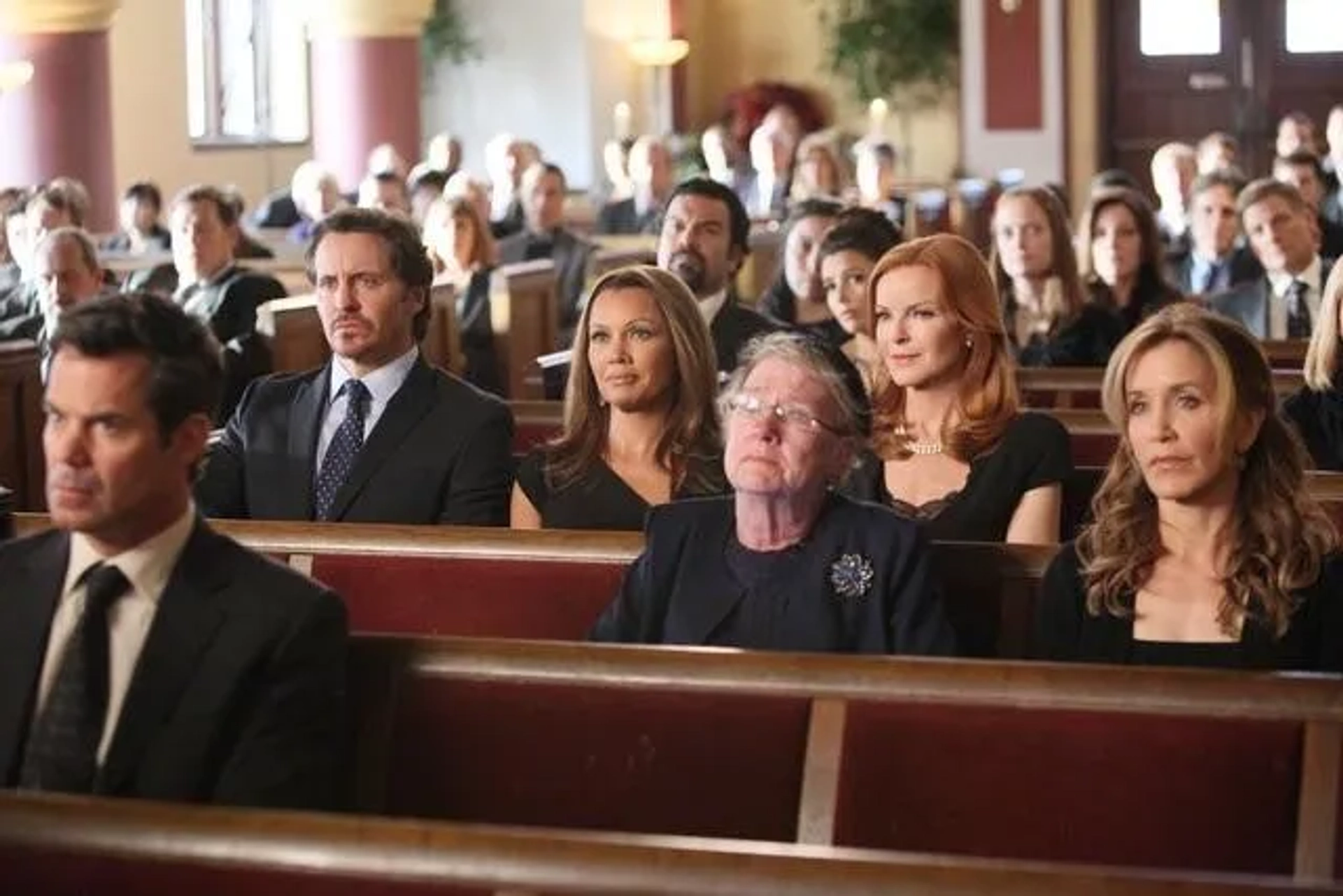 Vanessa Williams, Felicity Huffman, Ricardo Chavira, Marcia Cross, Kathryn Joosten, Eva Longoria, Charles Mesure, and Tuc Watkins in Desperate Housewives (2004)