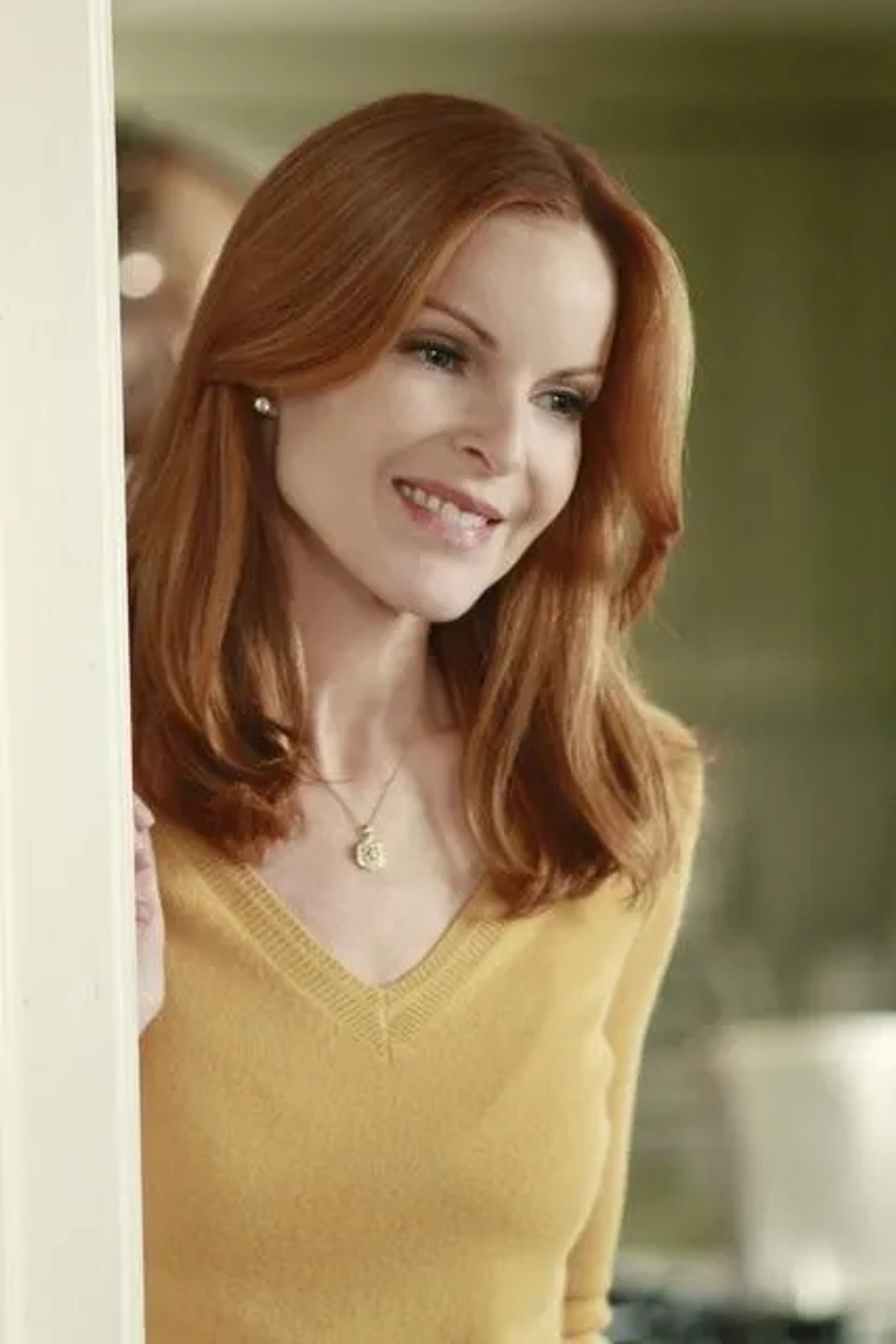 Marcia Cross in Desperate Housewives (2004)