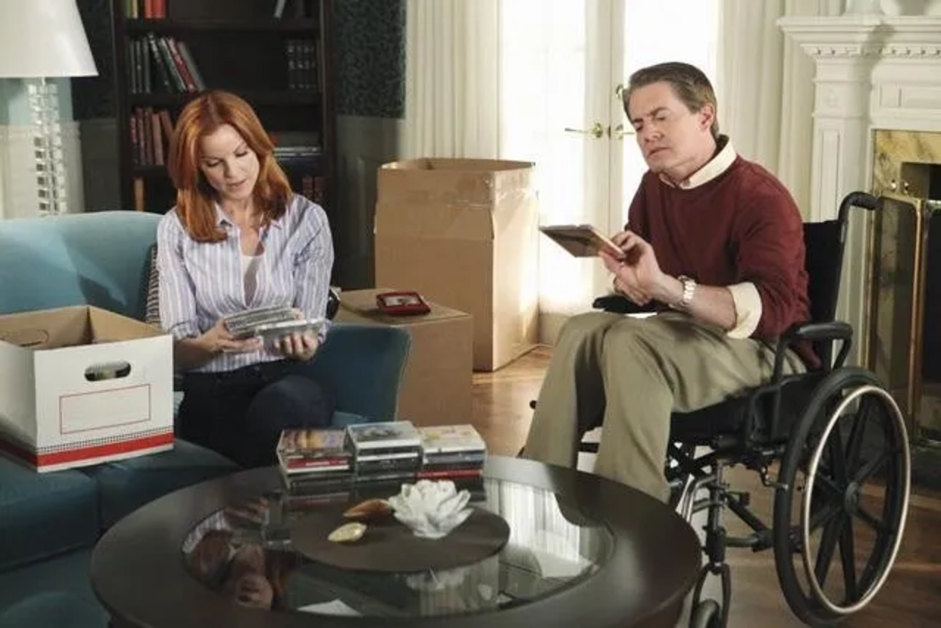 Kyle MacLachlan and Marcia Cross in Desperate Housewives (2004)