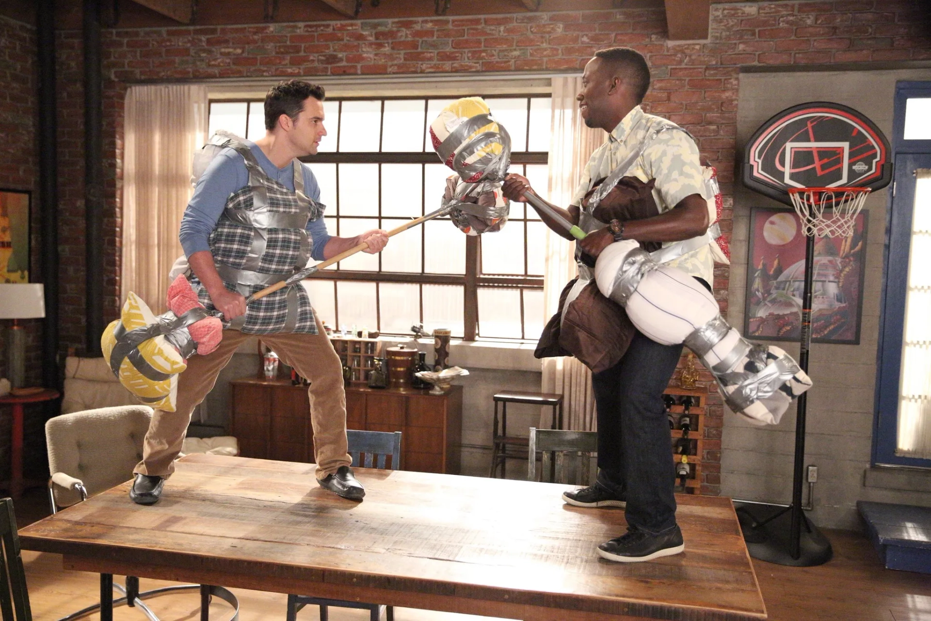 Lamorne Morris and Jake Johnson in New Girl (2011)