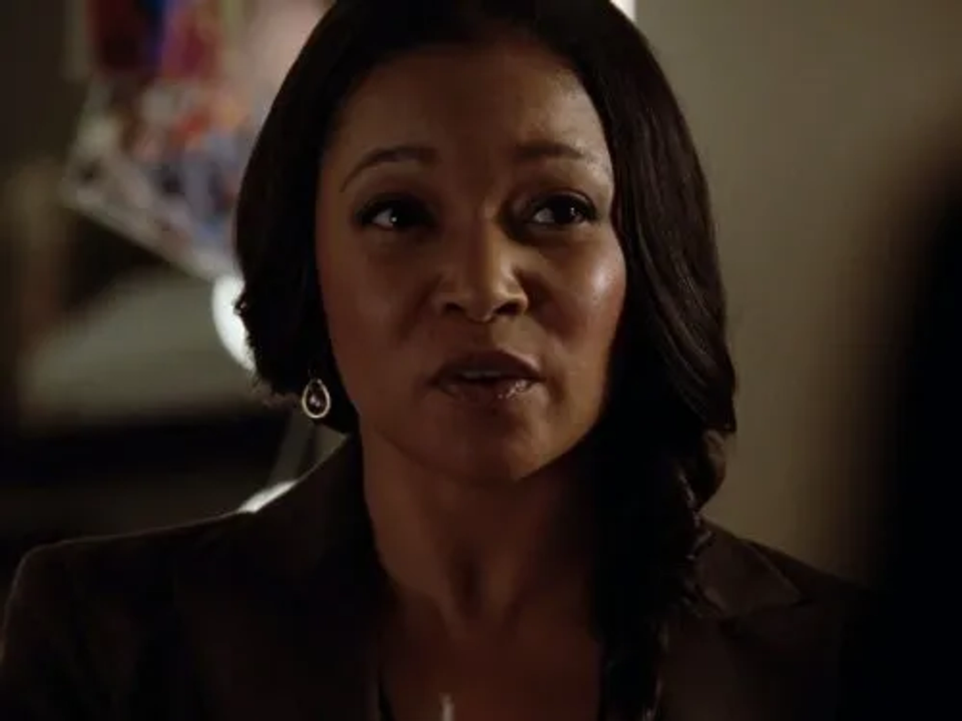 Tamala Jones in Castle (2009)