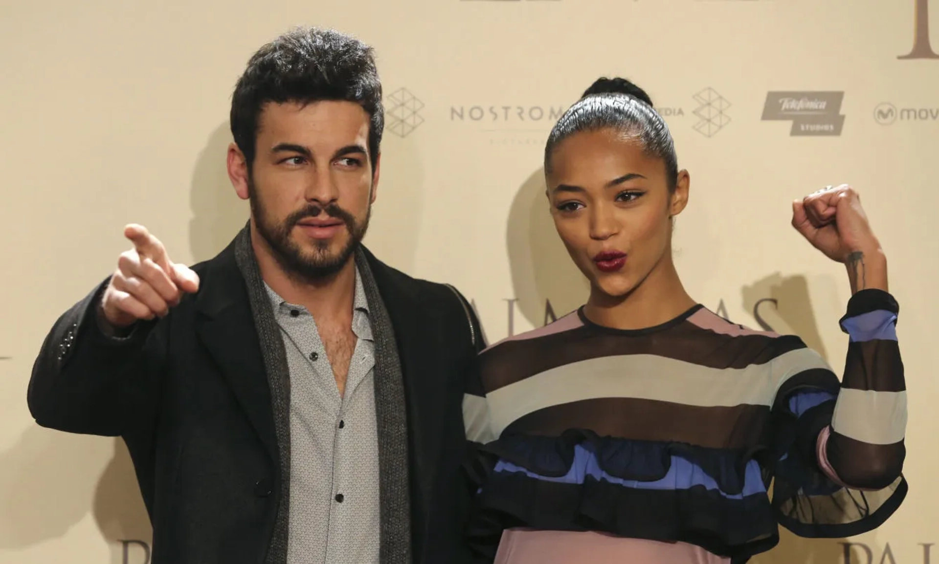 Mario Casas and Berta Vázquez at an event for Palm Trees in the Snow (2015)