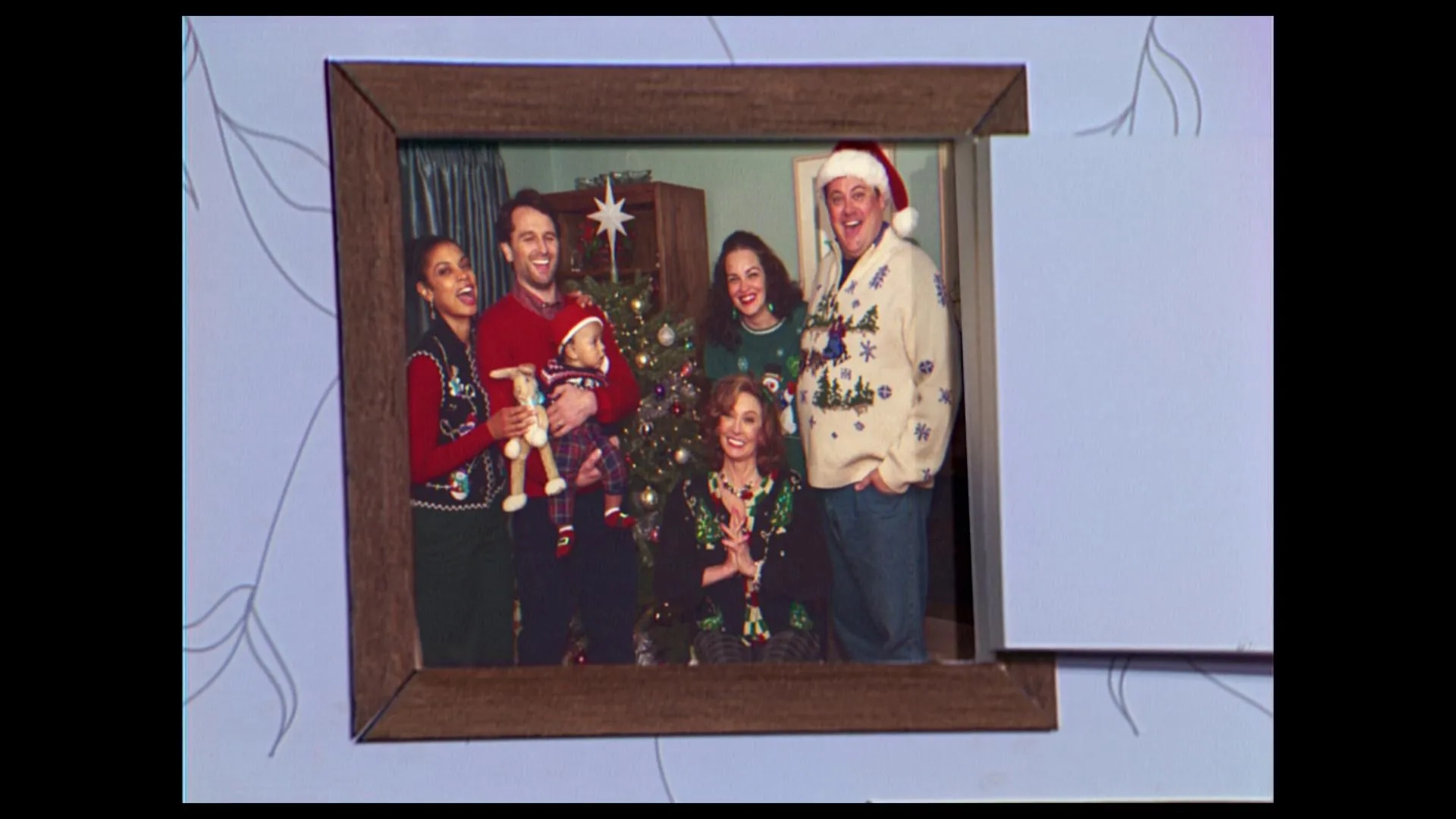 Tammy Blanchard, Wendy Makkena, Matthew Rhys, Noah Harpster, and Susan Kelechi Watson in A Beautiful Day in the Neighborhood (2019)