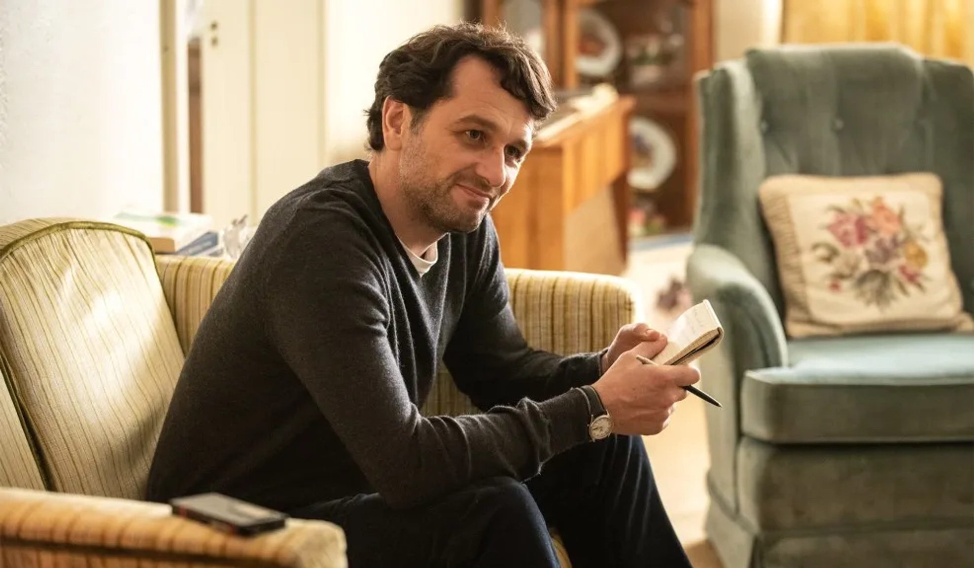 Matthew Rhys in A Beautiful Day in the Neighborhood (2019)