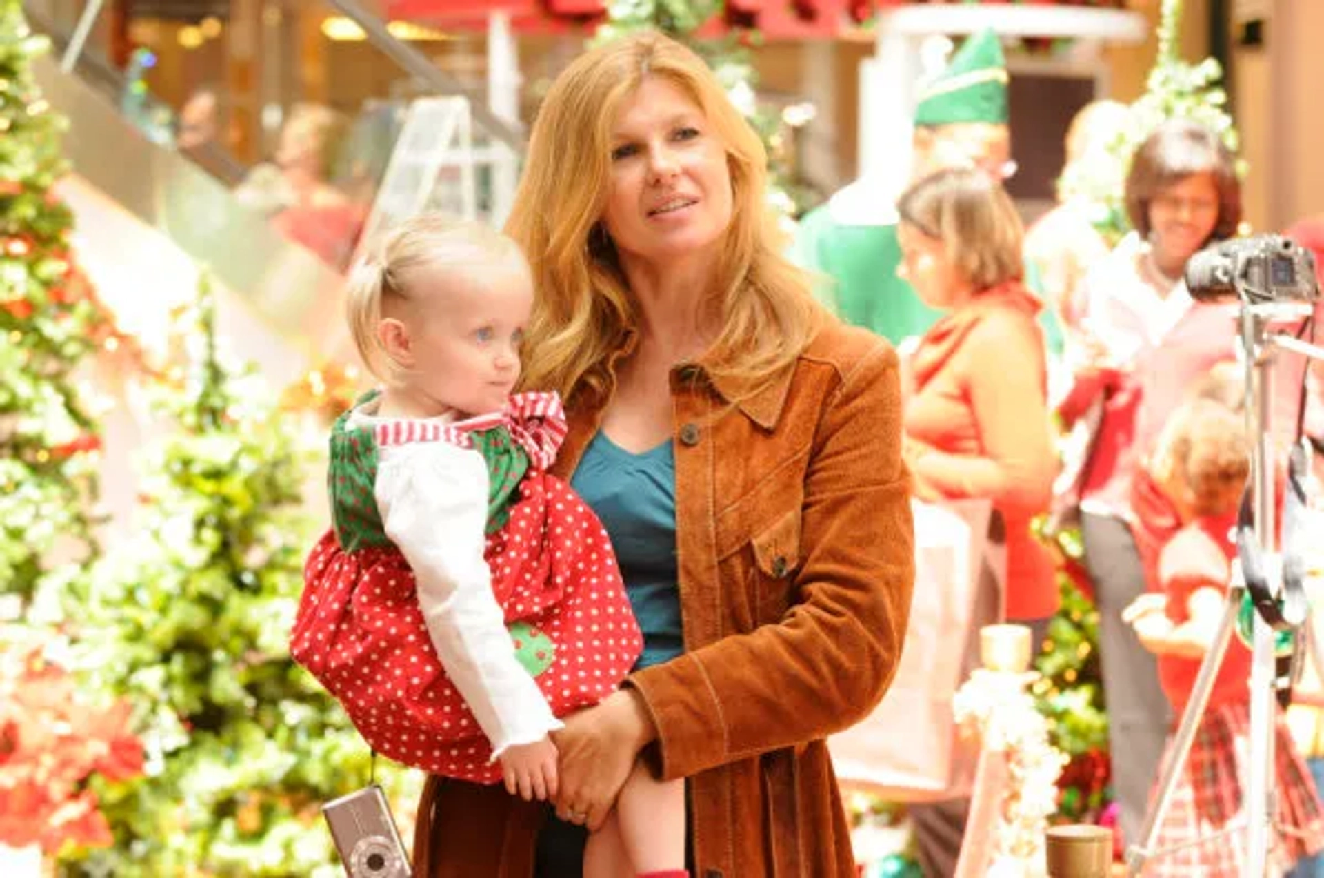 Connie Britton and Madilyn Landry in Friday Night Lights (2006)