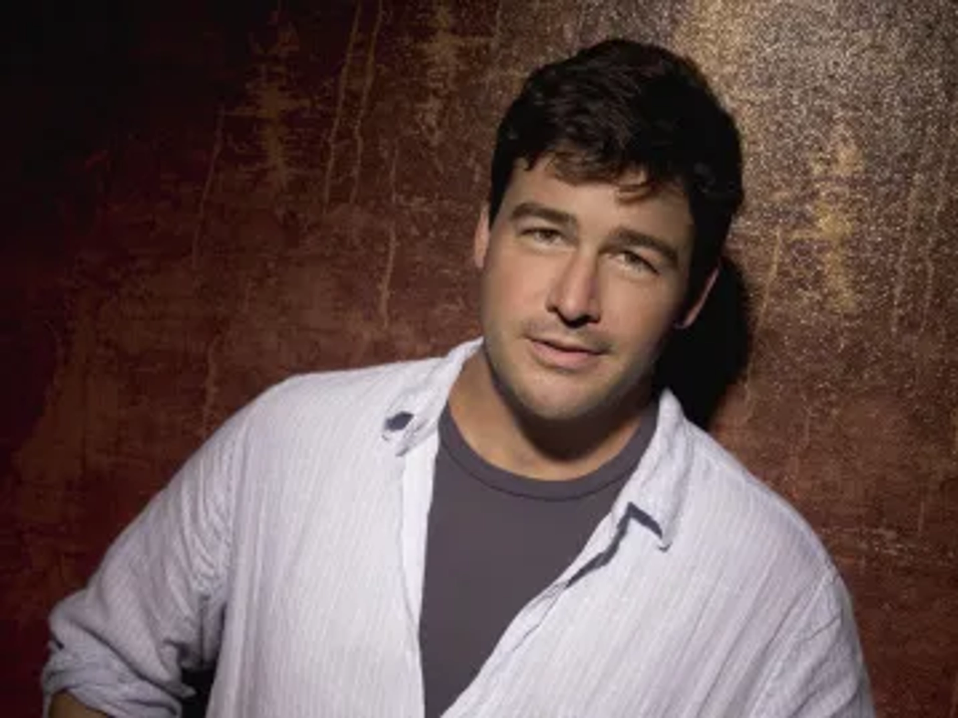 Kyle Chandler in Friday Night Lights (2006)