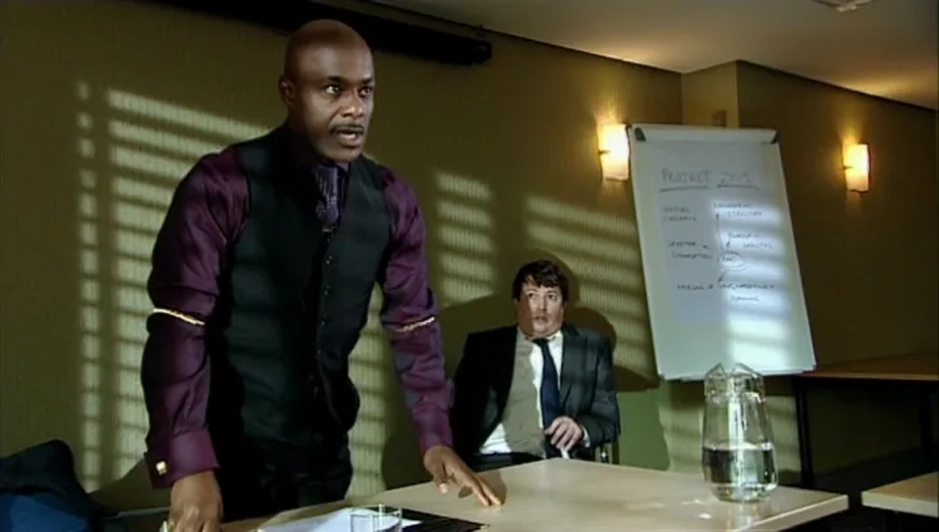 Paterson Joseph and David Mitchell in Peep Show (2003)