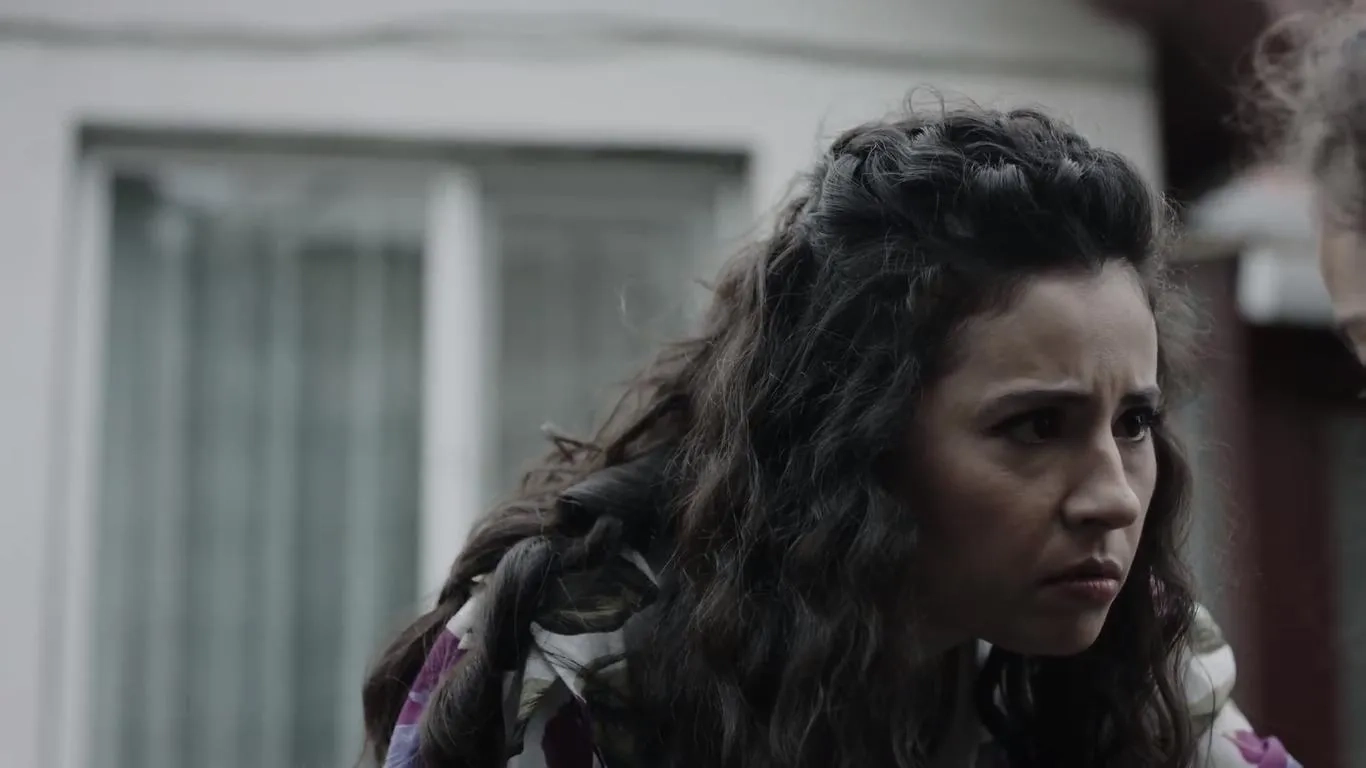 Basak Özkan in Persona (2018)