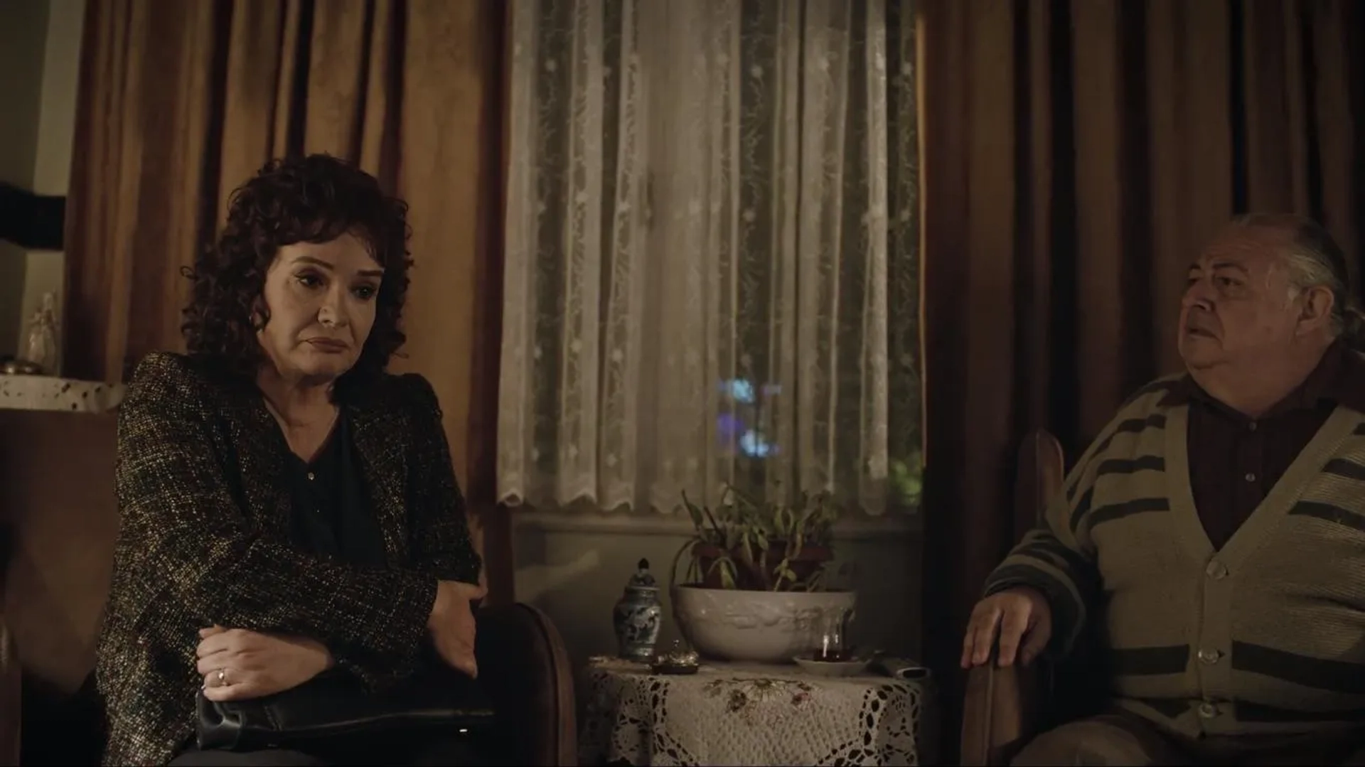 Müjde Ar and Alptekin Ertürk in Persona (2018)