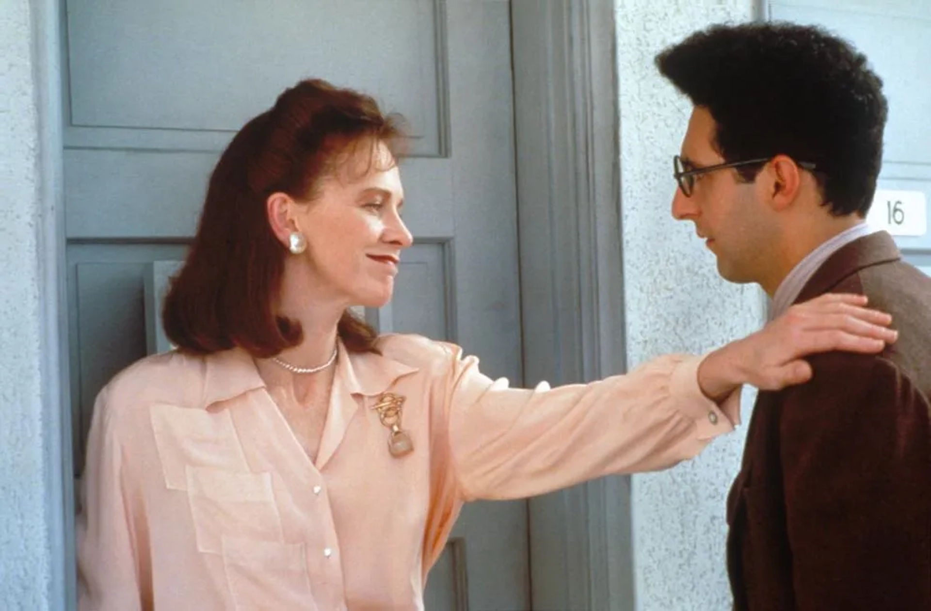 Judy Davis and John Turturro in Barton Fink (1991)