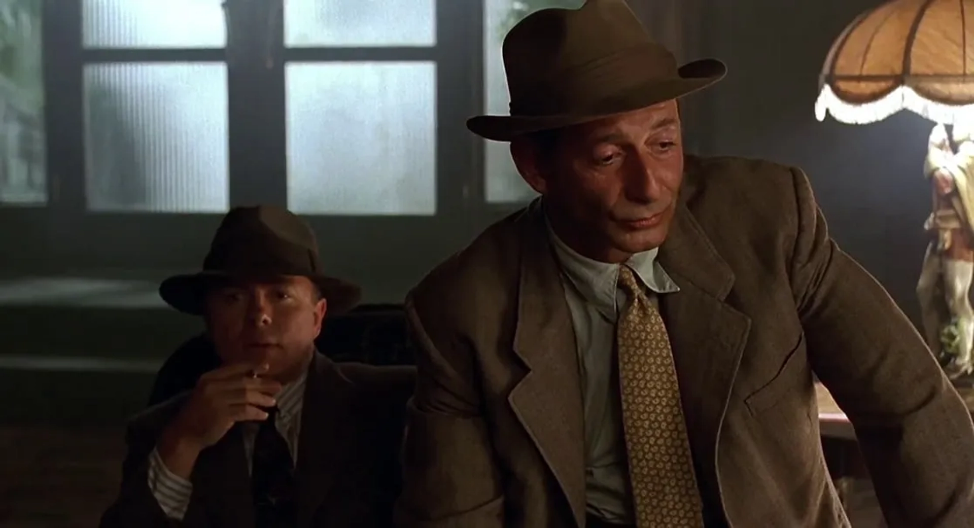 Christopher Murney and Richard Portnow in Barton Fink (1991)