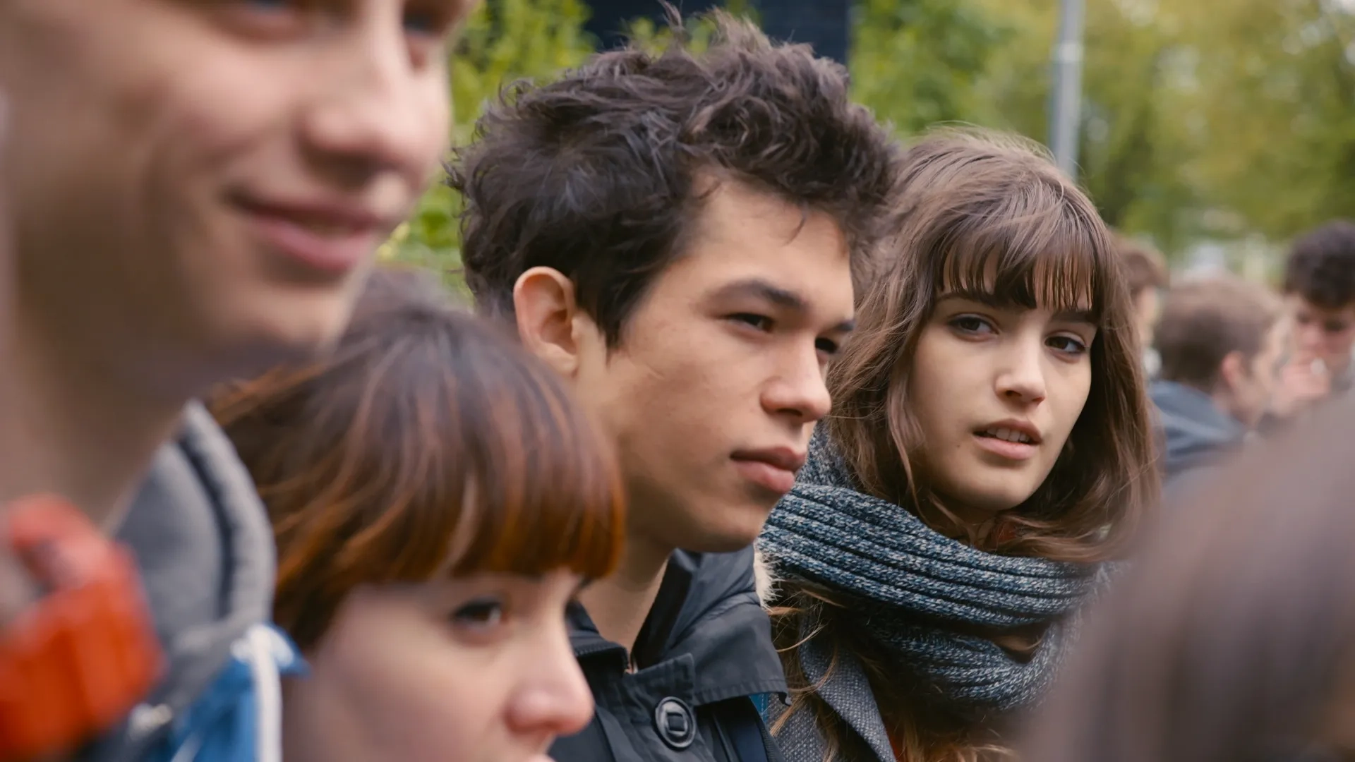 Alma Jodorowsky and Sandor Funtek in Blue Is the Warmest Colour (2013)