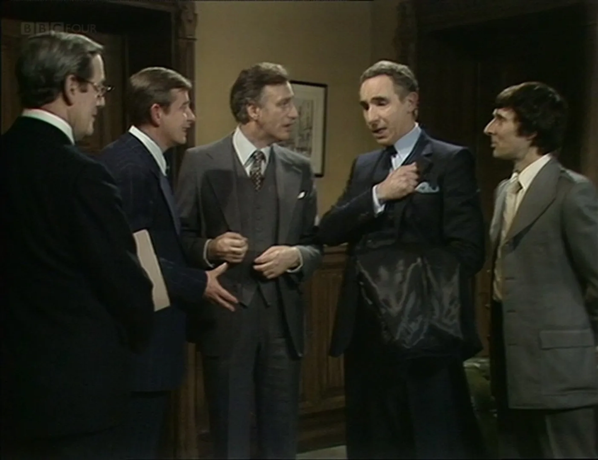 سریال بله آقای وزیر (Yes Minister 1980)
