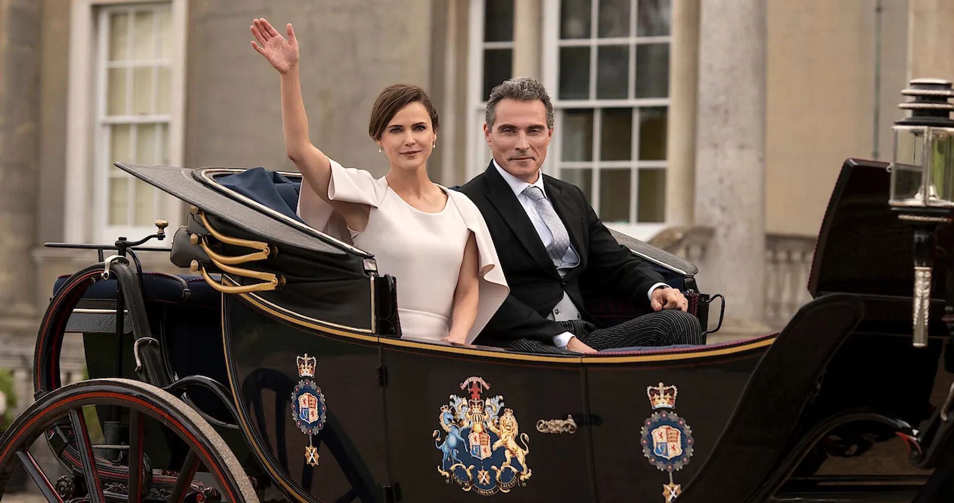 Rufus Sewell and Keri Russell in The Diplomat (2023)