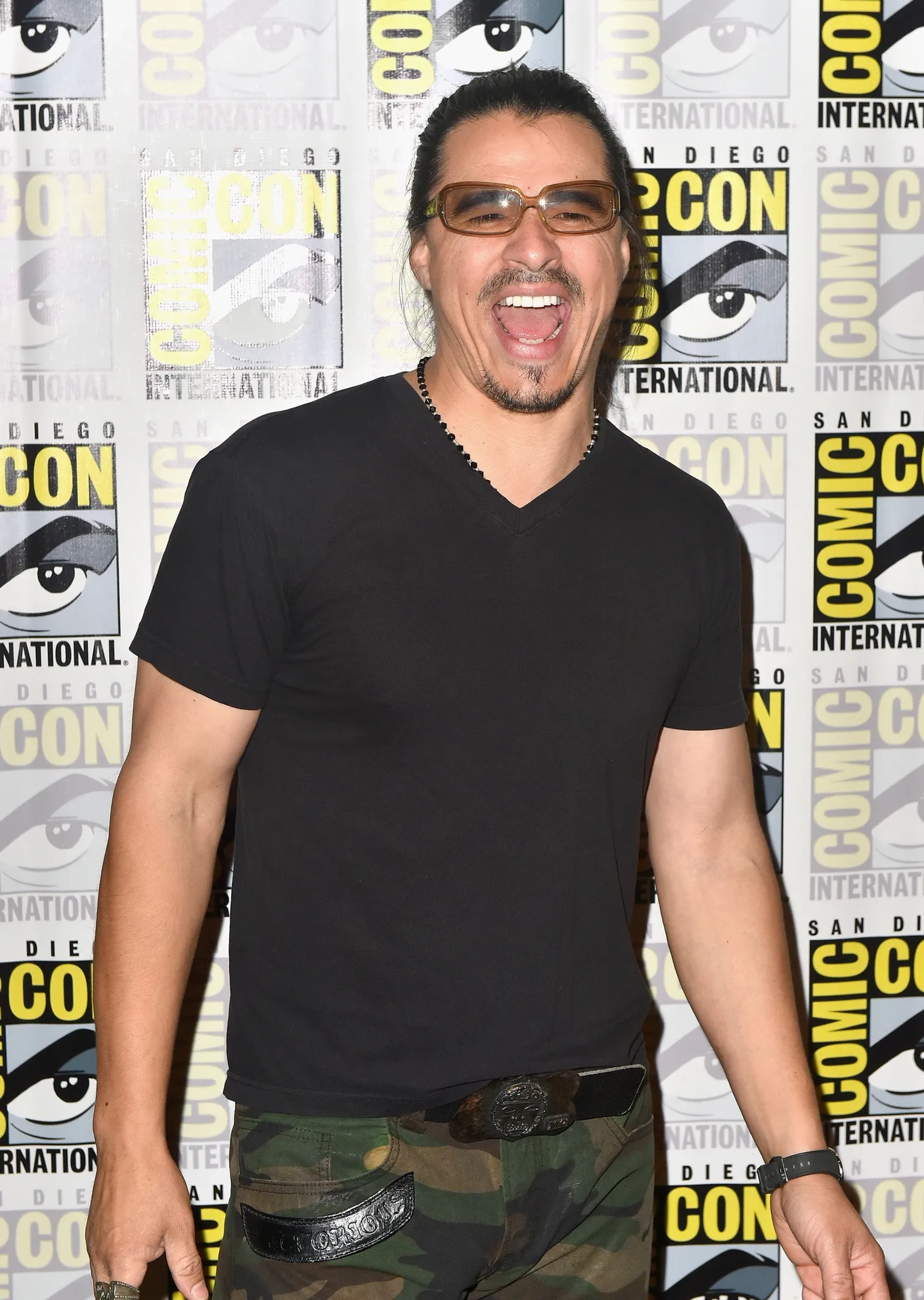 Antonio Jaramillo at an event for Mayans M.C. (2018)