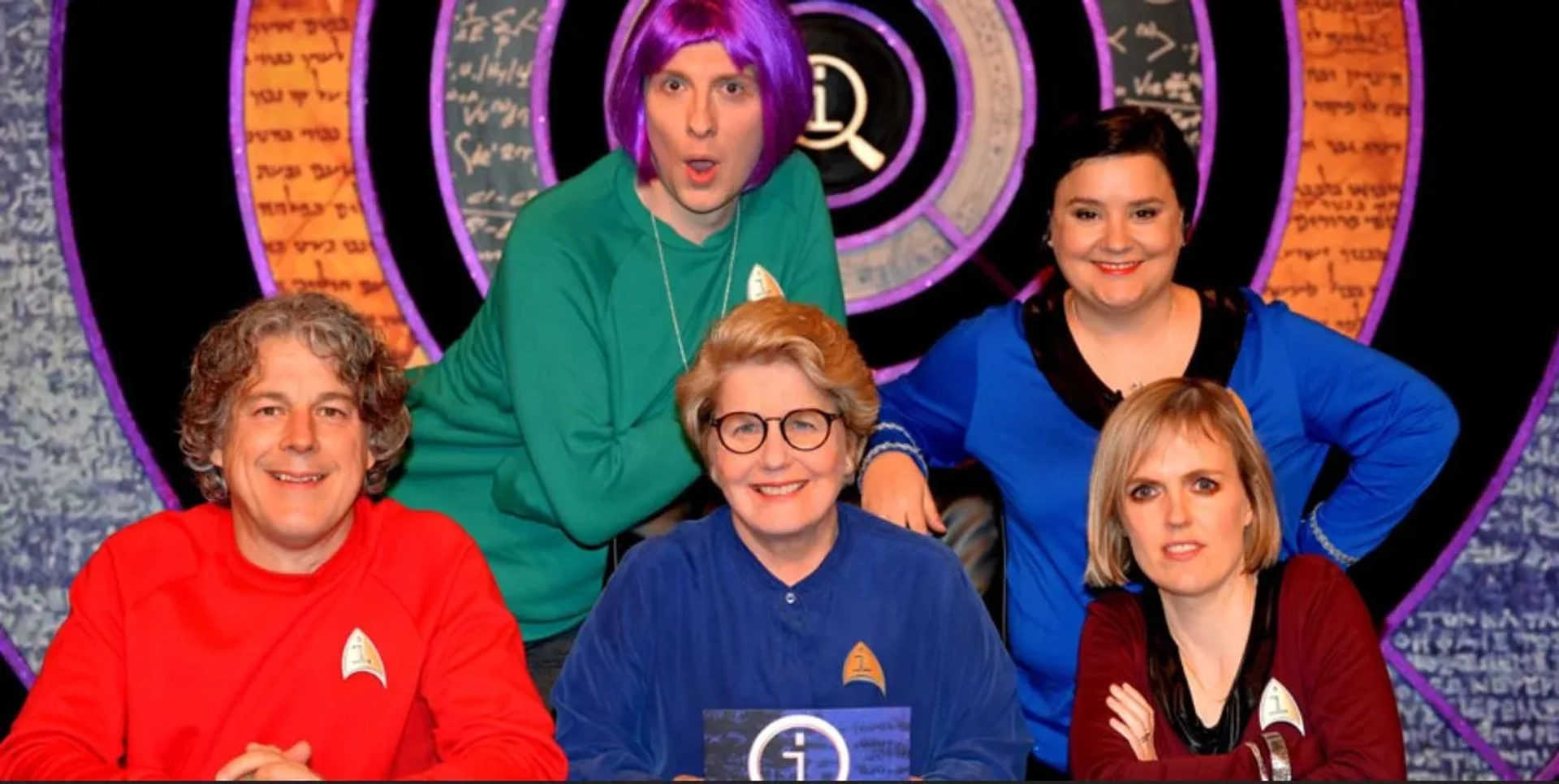 Alan Davies, Sandi Toksvig, Susan Calman, Holly Walsh, and Joe Lycett in QI (2003)