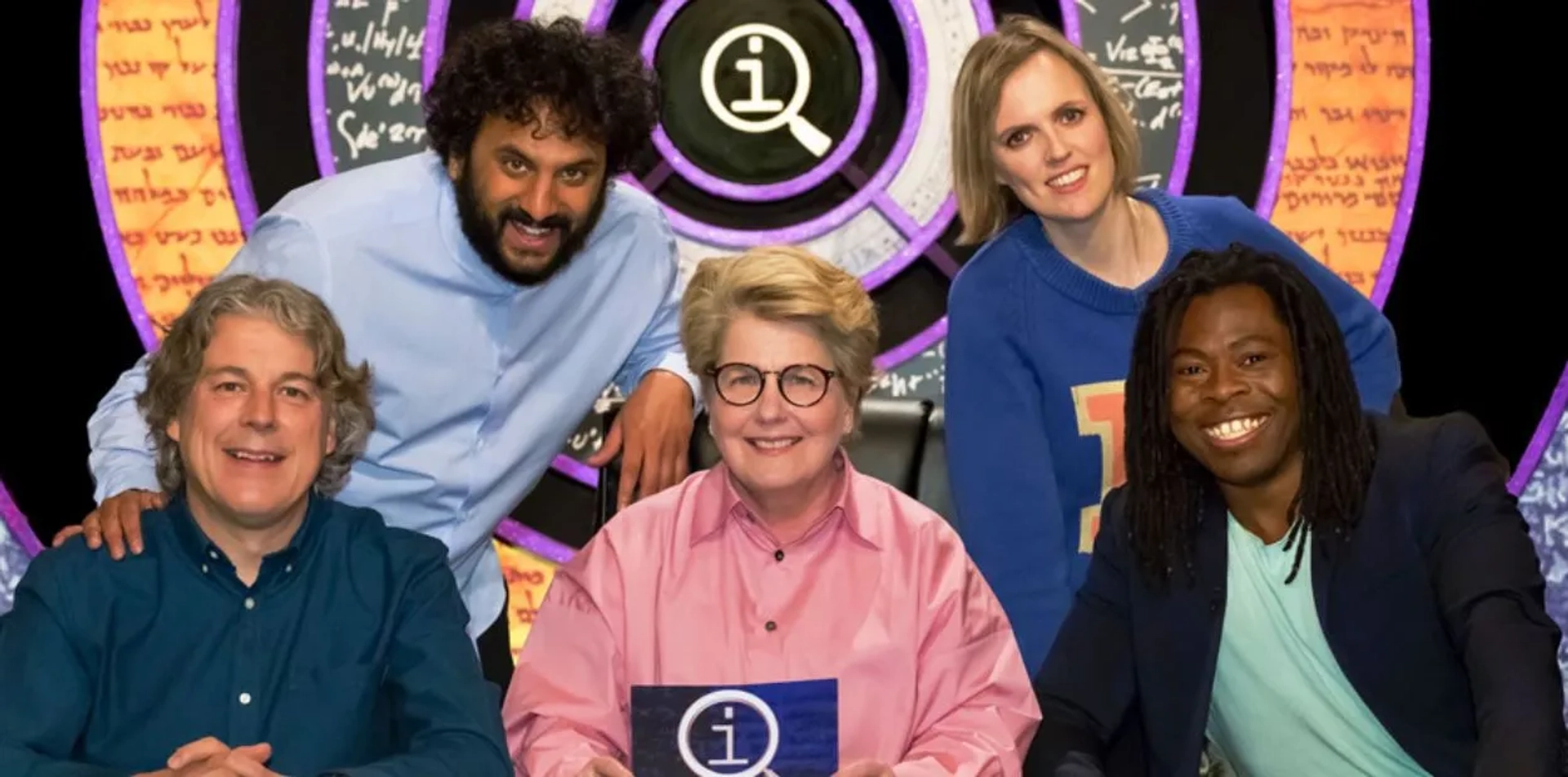 Alan Davies, Sandi Toksvig, Ade Adepitan, Holly Walsh, and Nish Kumar in QI (2003)