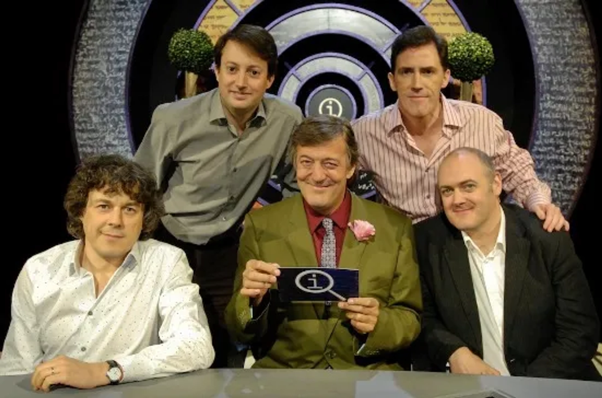 Stephen Fry, Rob Brydon, Alan Davies, David Mitchell, and Dara O Briain in QI (2003)