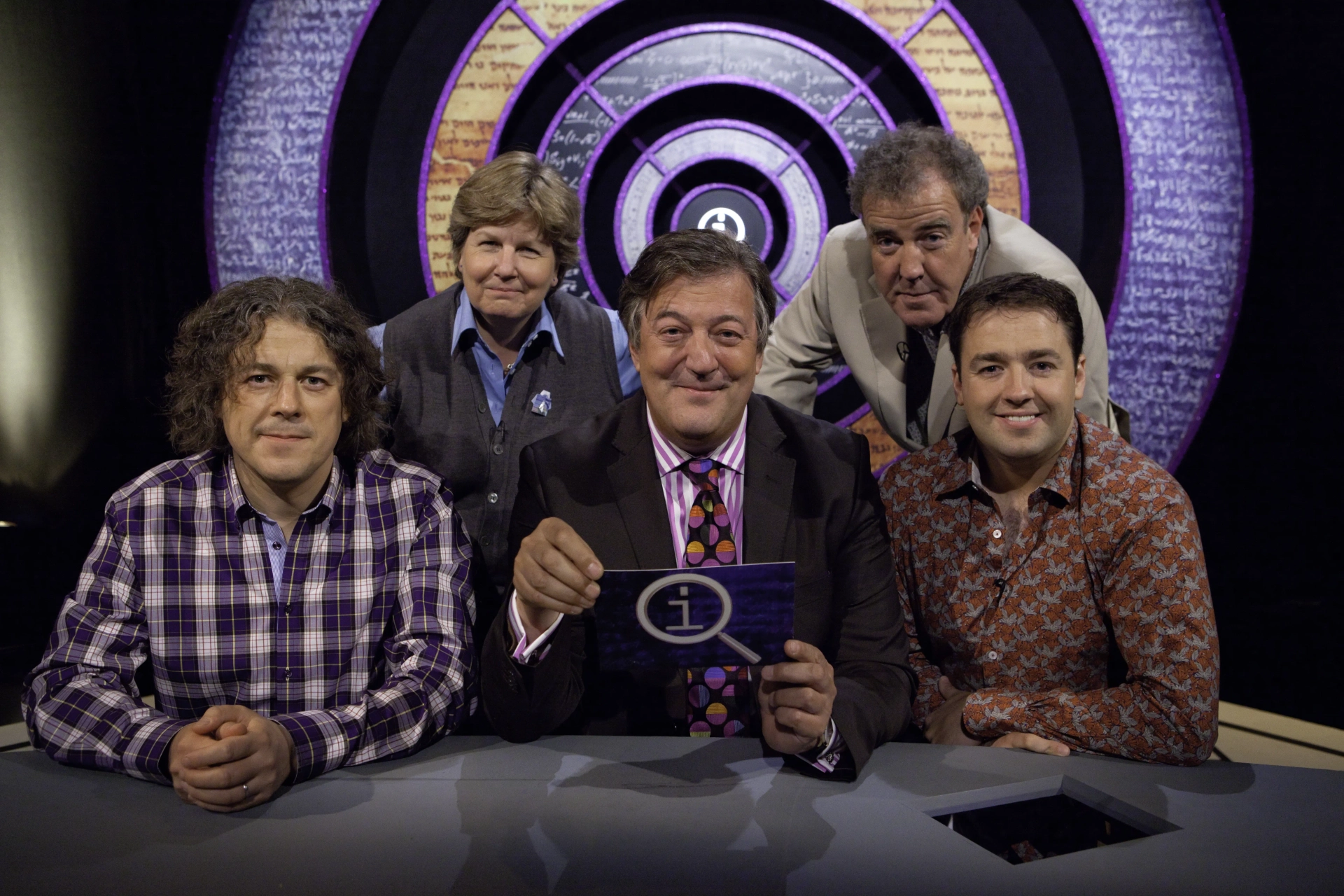 Stephen Fry, Jeremy Clarkson, Alan Davies, Sandi Toksvig, and Jason Manford in QI (2003)