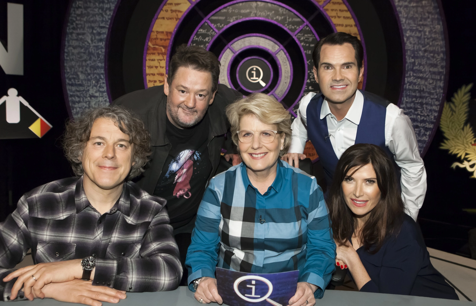 Ronni Ancona, Jimmy Carr, Alan Davies, Sandi Toksvig, and Johnny Vegas in QI (2003)