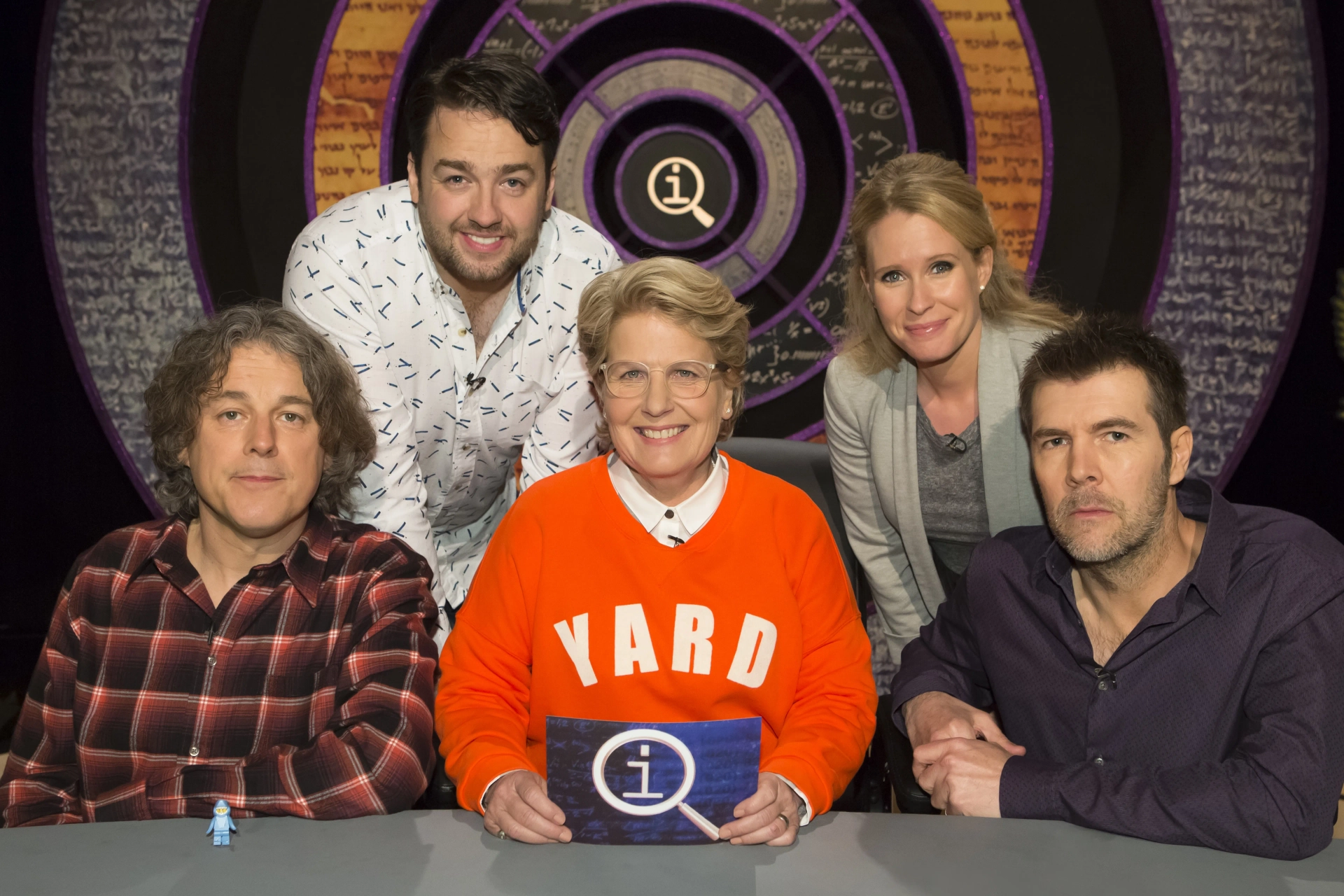 Alan Davies, Sandi Toksvig, Jason Manford, Rhod Gilbert, and Lucy Beaumont in QI (2003)