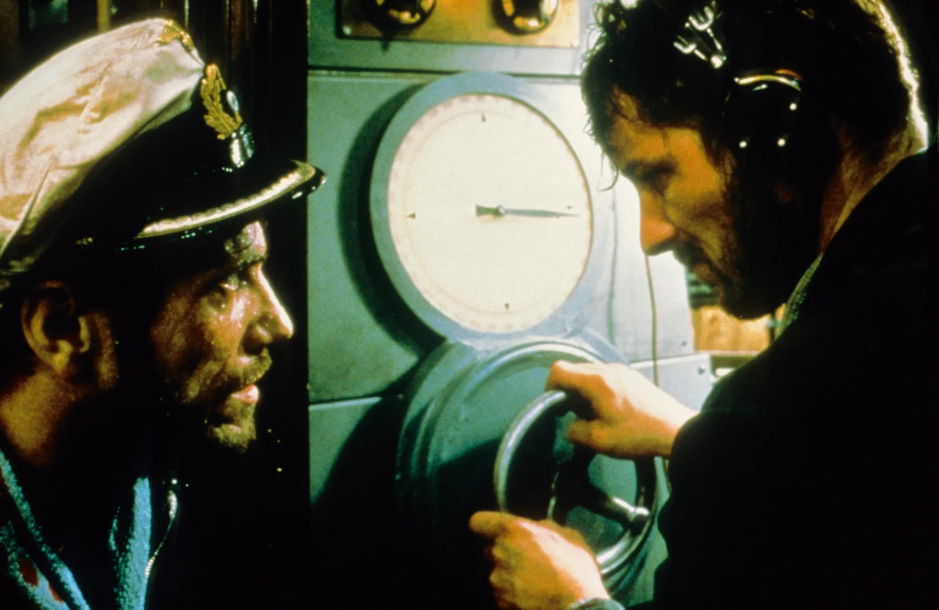 Jürgen Prochnow and Heinz Hoenig in Das Boot (1985)