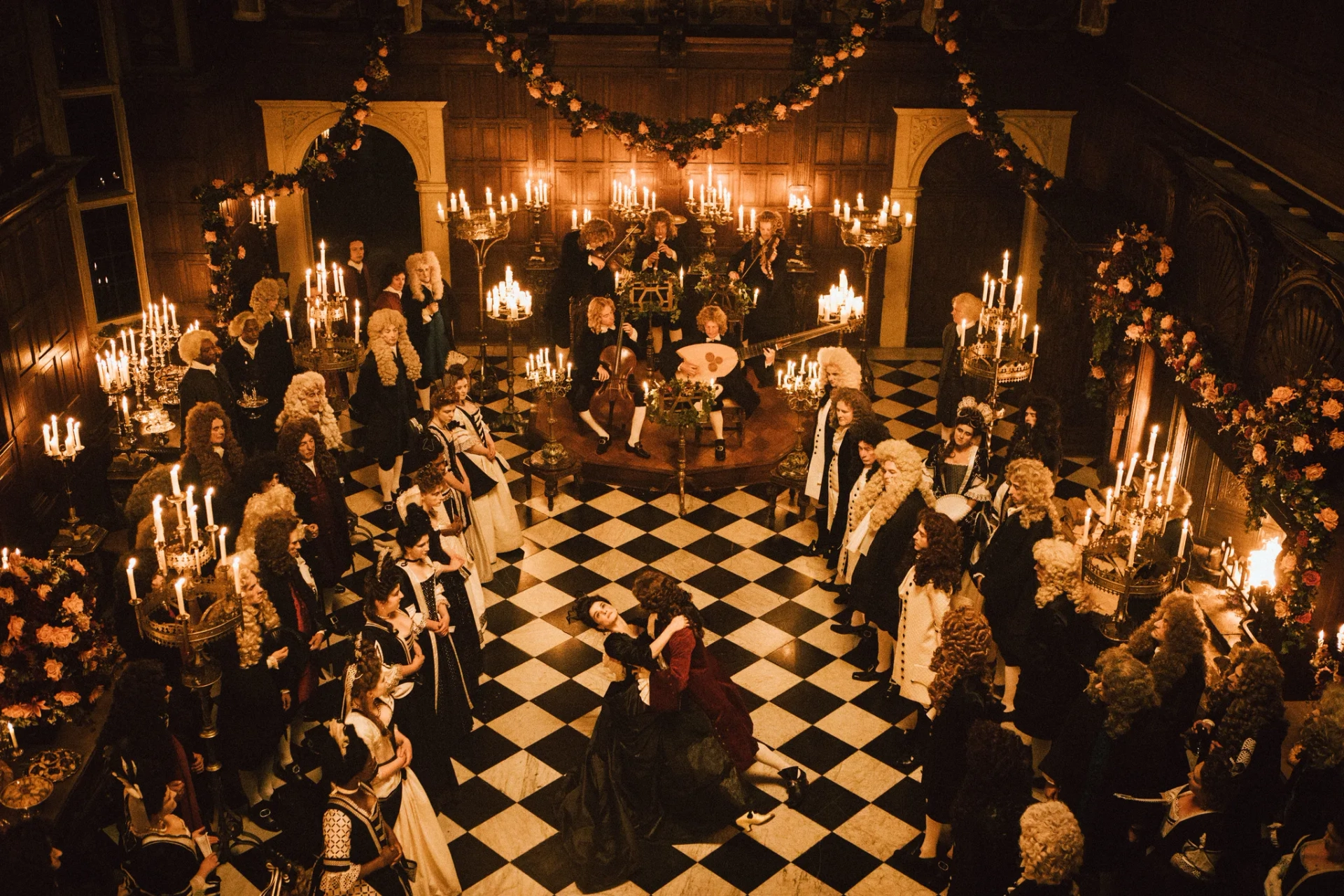 Rachel Weisz, Nicholas Hoult, and Joe Alwyn in The Favourite (2018)