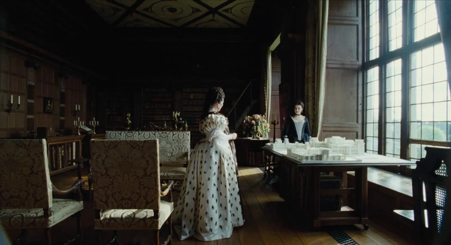 Rachel Weisz and Olivia Colman in The Favourite (2018)