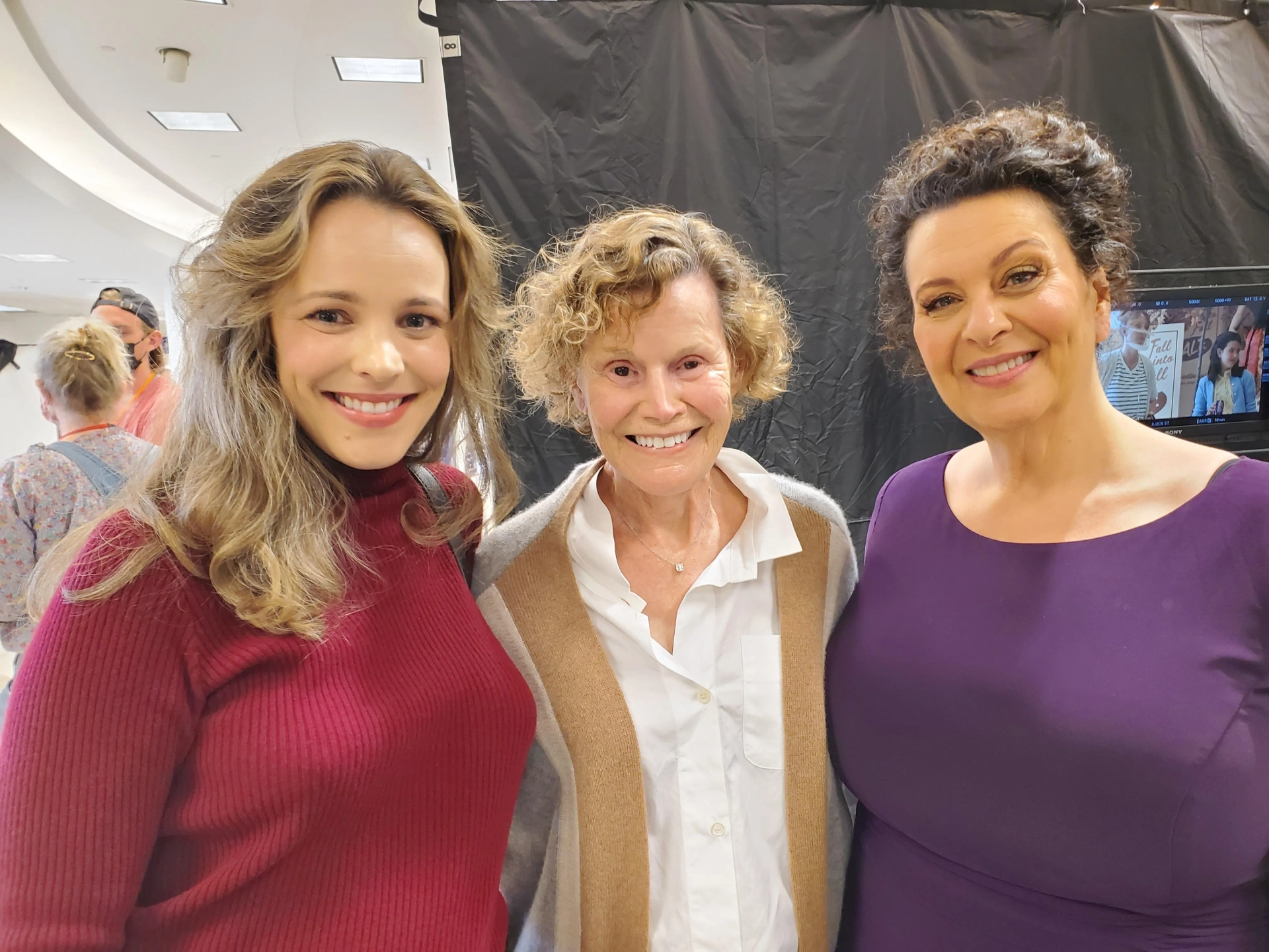 Judy Blume, Rachel McAdams, and Karen Aruj in Are You There God? It's Me, Margaret. (2023)