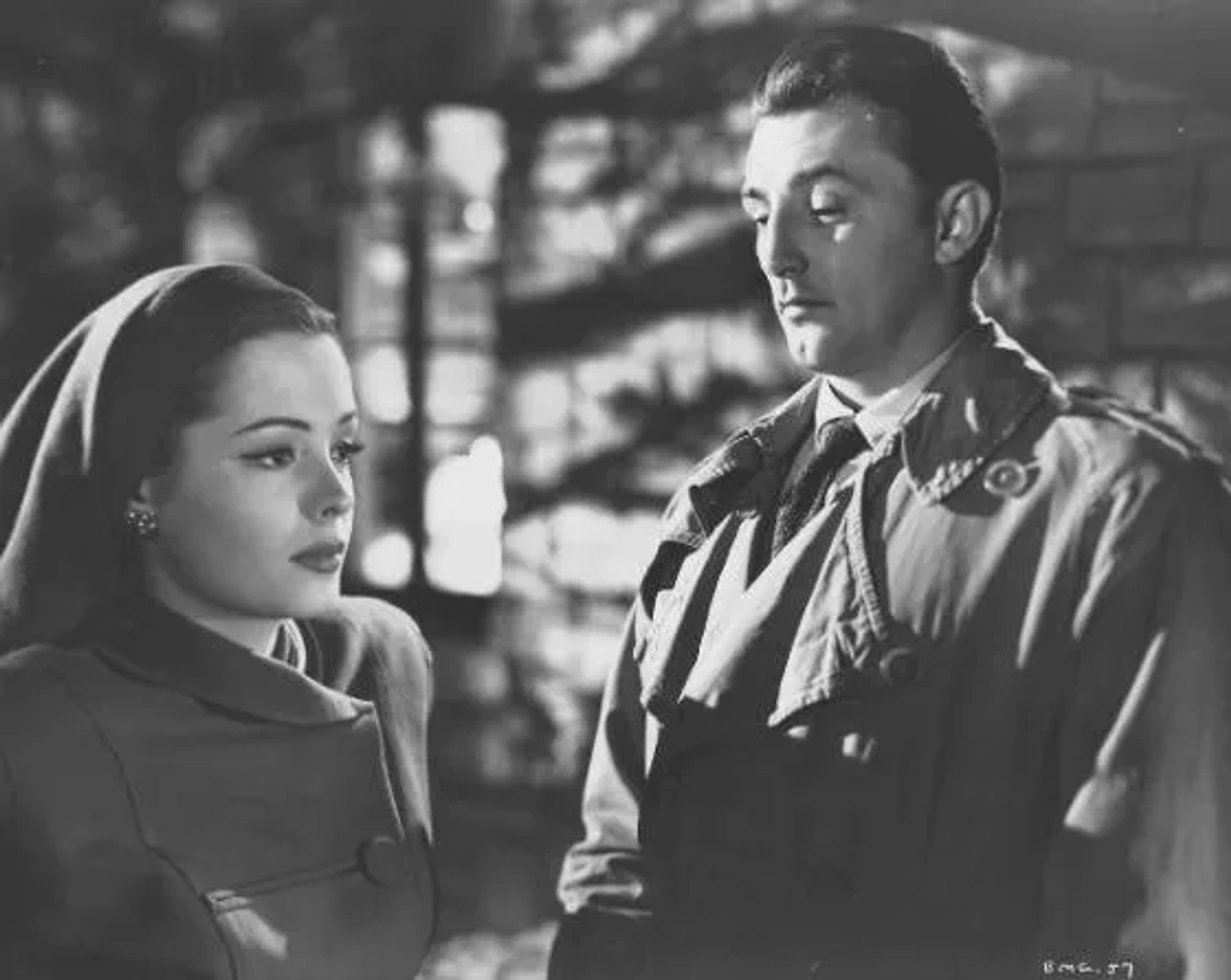 Robert Mitchum and Jane Greer in Out of the Past (1947)