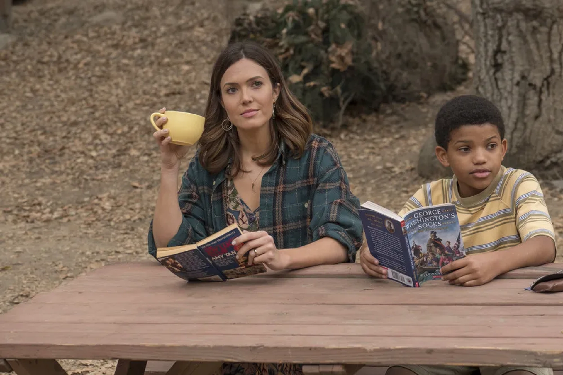 Mandy Moore and Lonnie Chavis in This Is Us (2016)