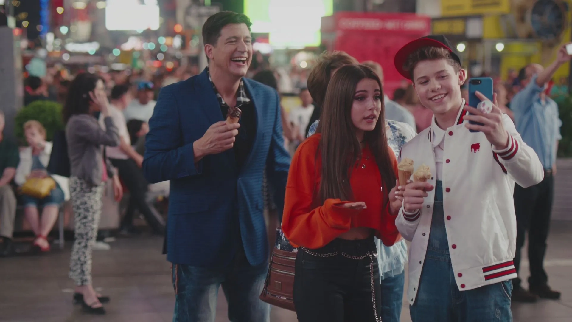 Ken Marino, Sophia Rose, and Case Walker in The Other Two (2019)