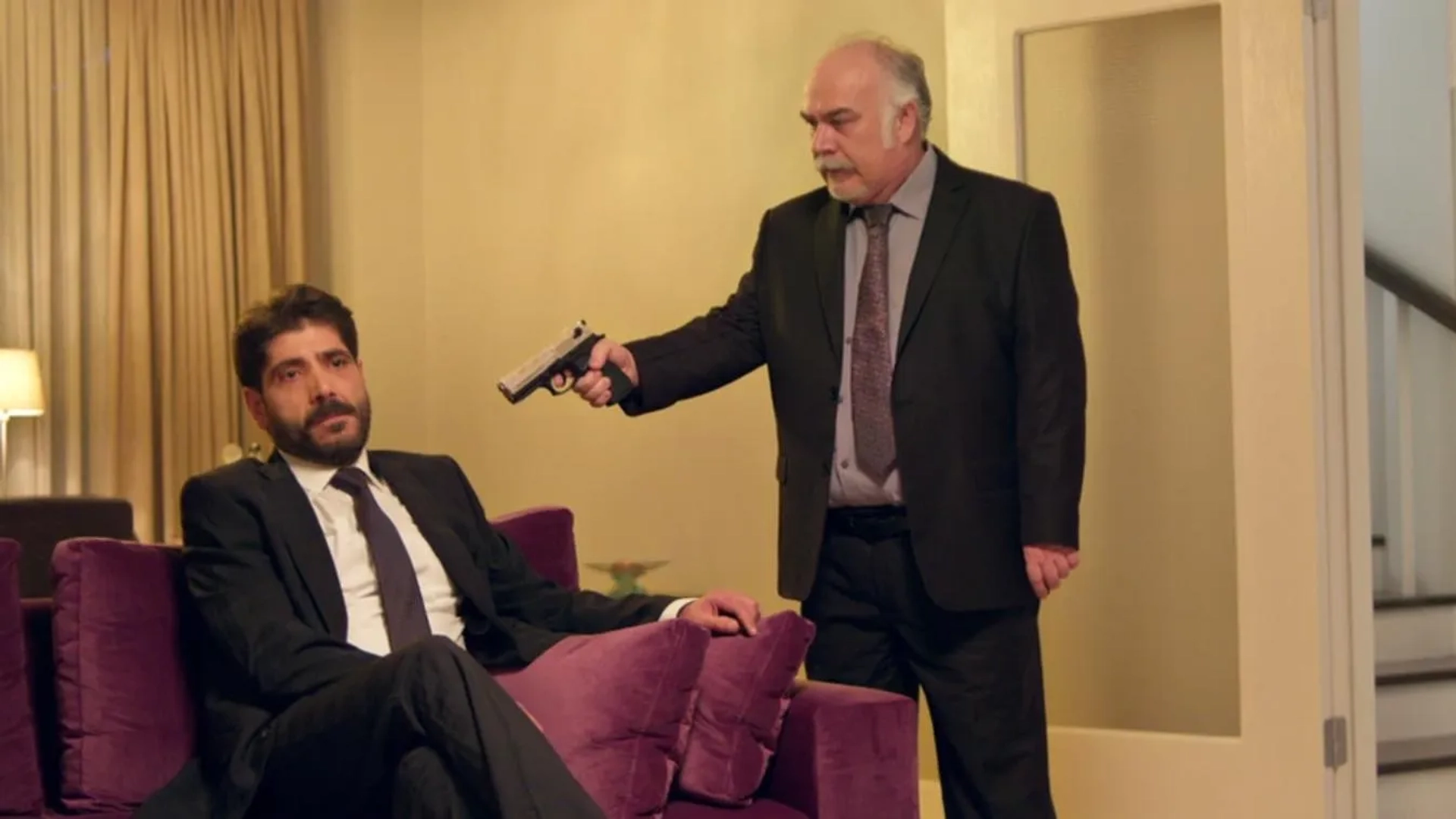 Güven Kiraç and Zafer Ergül in Behzat Ç: An Ankara Detective Story: 98.Bölüm (2019)