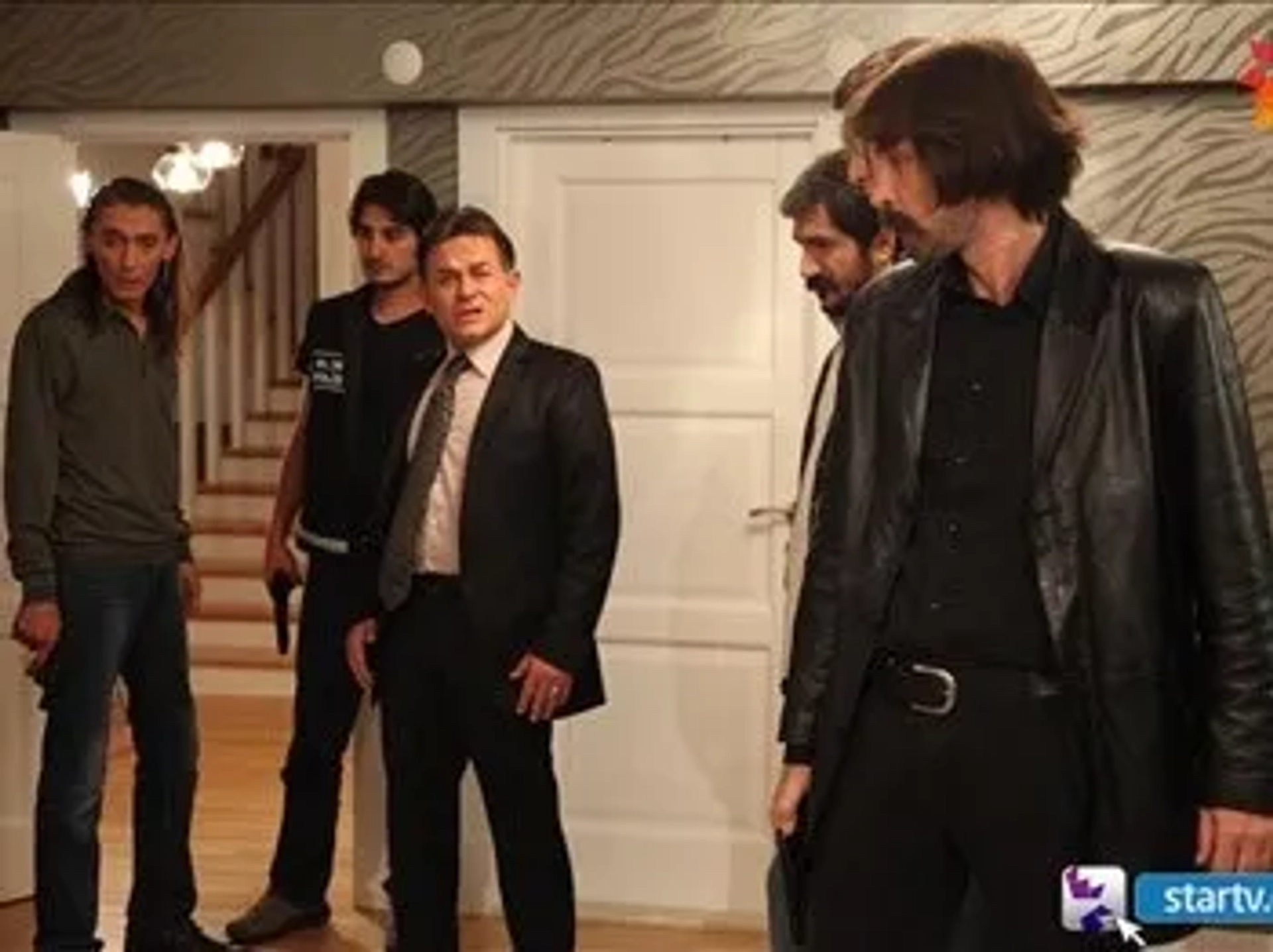 Erdal Besikçioglu, Inanç Konukçu, Berkan Sal, and Eray Eserol in Behzat Ç: An Ankara Detective Story (2010)