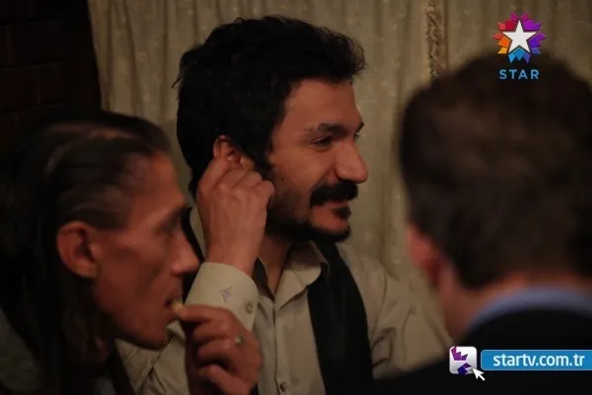 Inanç Konukçu and Berkan Sal in Behzat Ç: An Ankara Detective Story (2010)