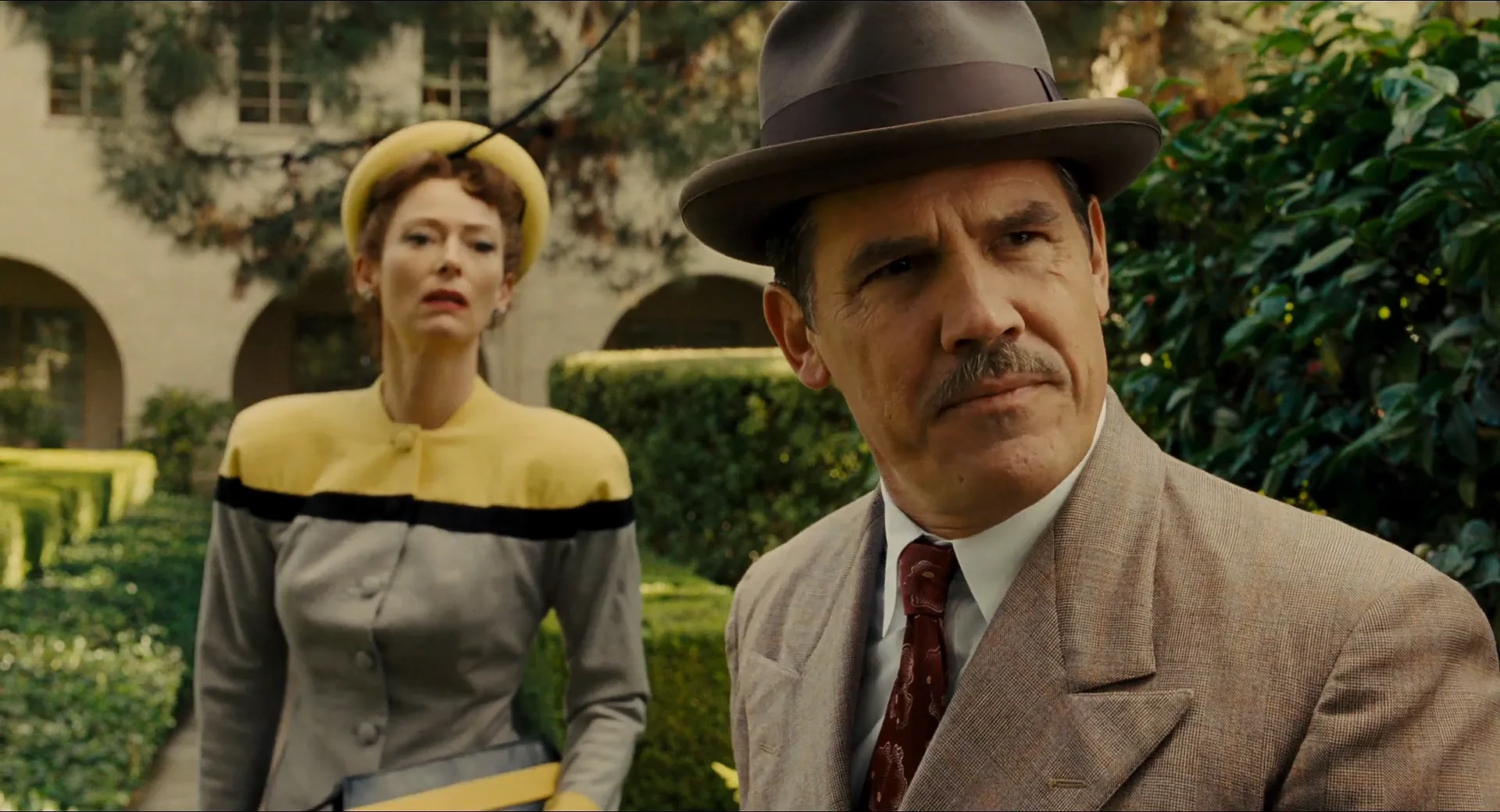 Josh Brolin and Tilda Swinton in Hail, Caesar! (2016)