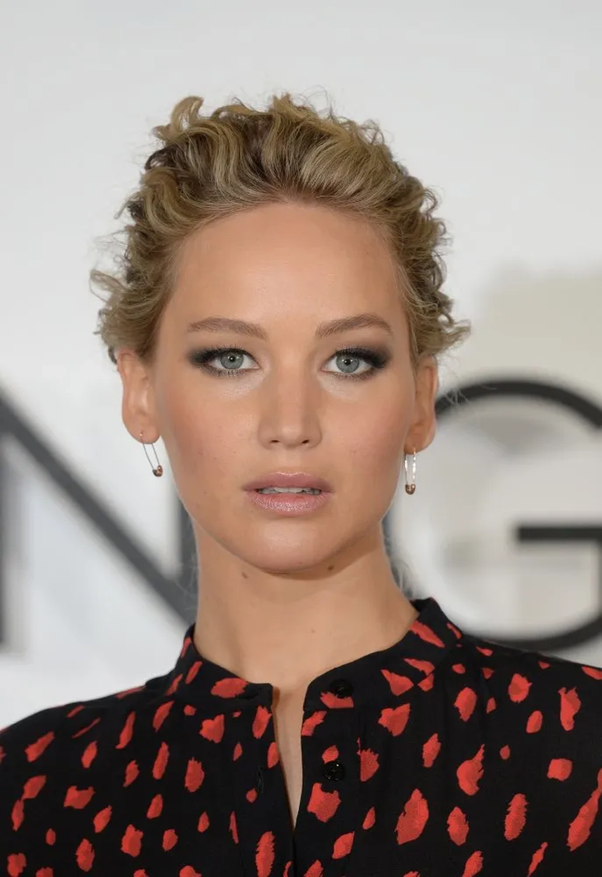 Jennifer Lawrence at an event for Passengers (2016)