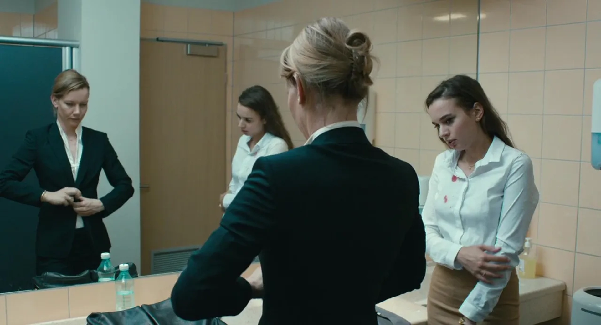 Sandra Hüller and Ingrid Bisu in Toni Erdmann (2016)