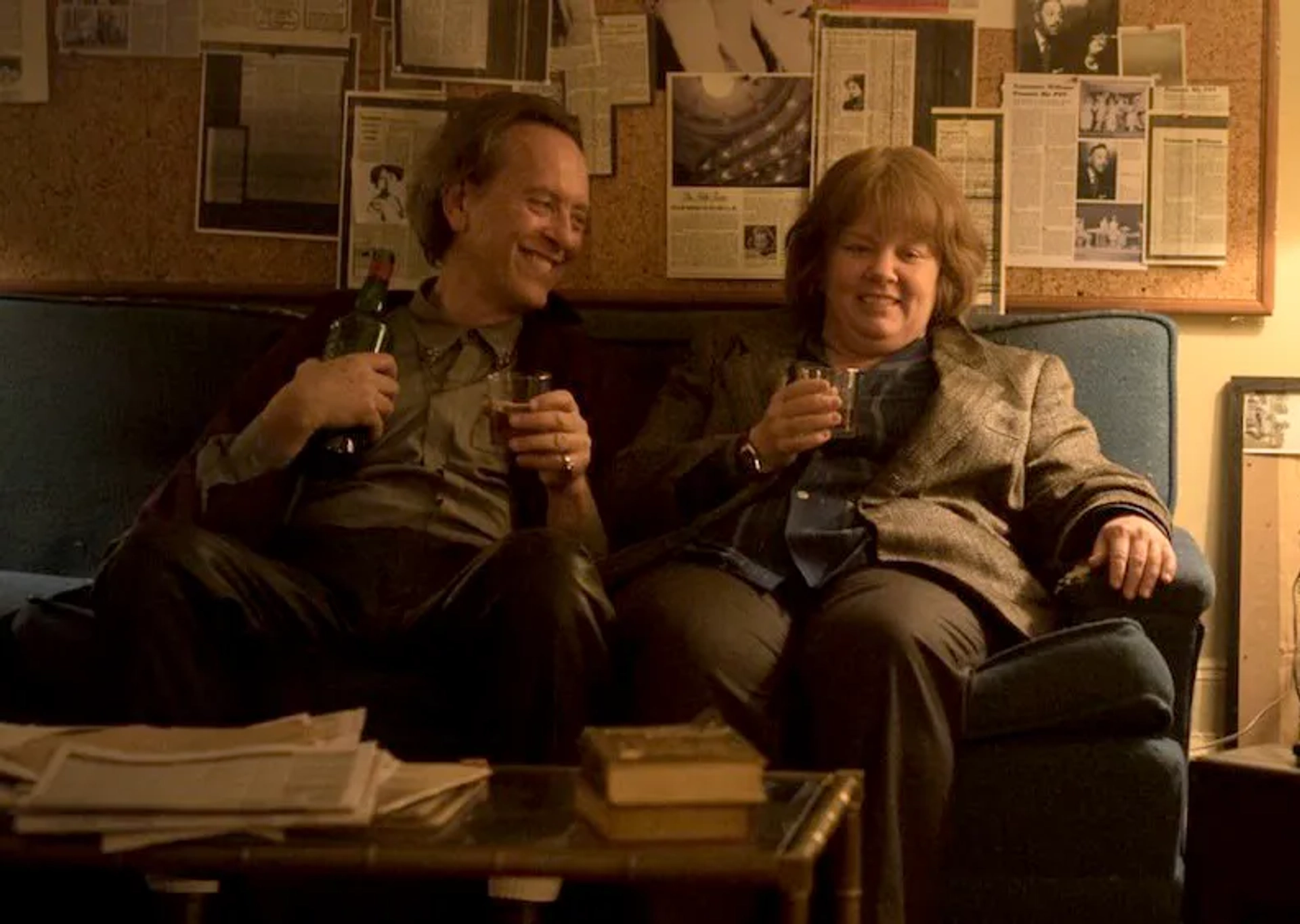 Richard E. Grant and Melissa McCarthy in Can You Ever Forgive Me? (2018)