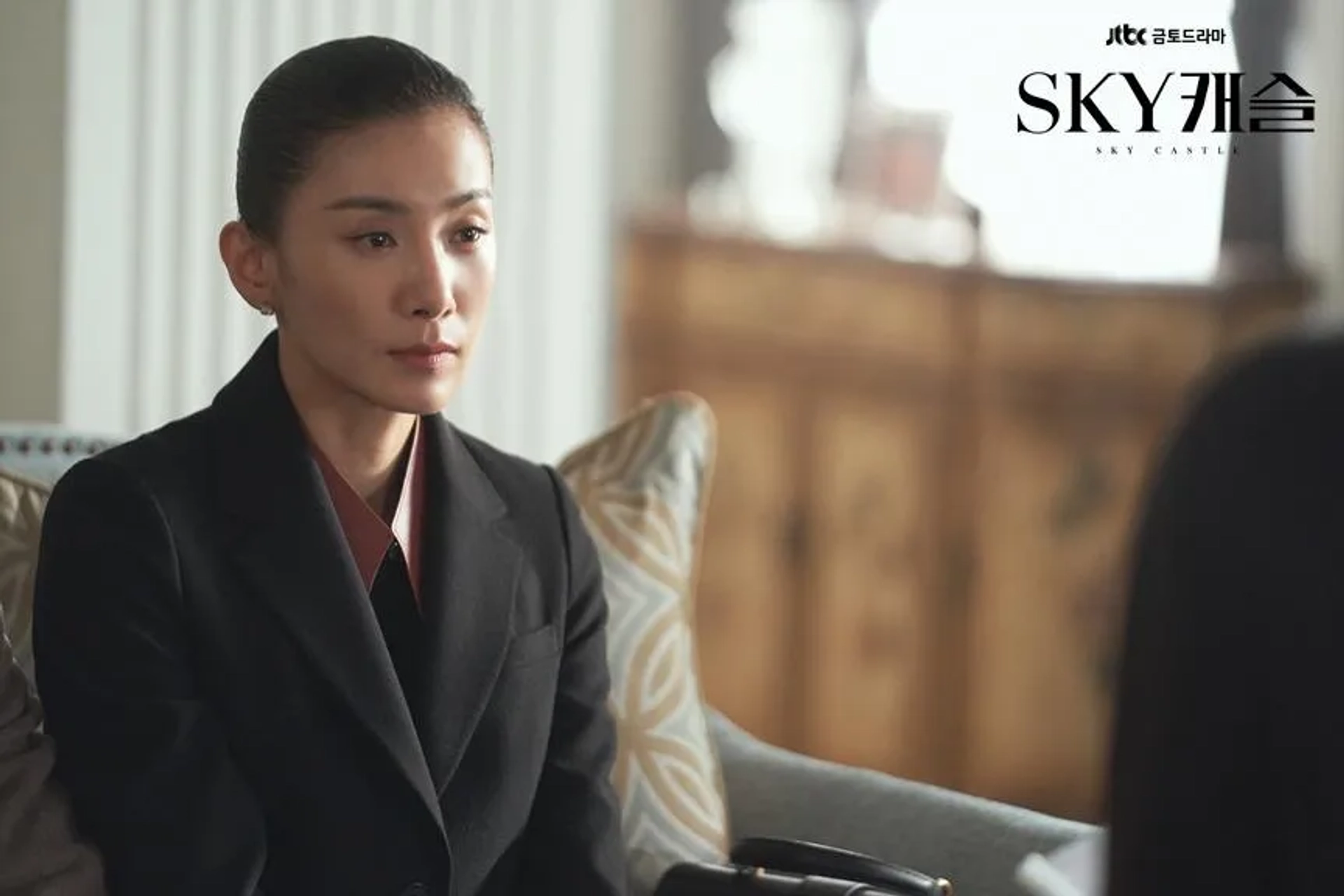 Kim Seo-hyeong in SKY Castle (2018)