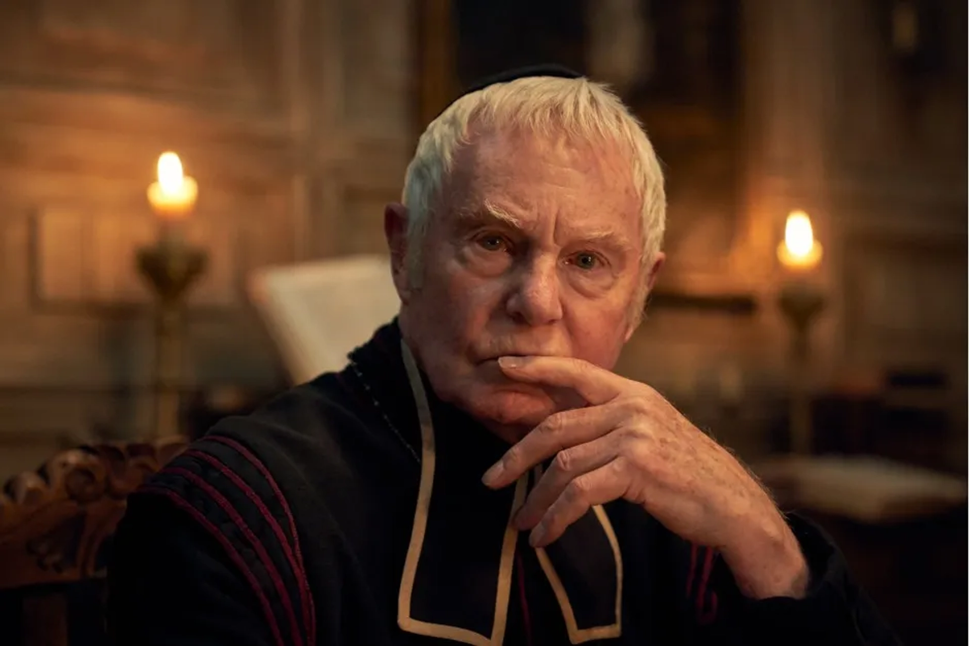 Derek Jacobi in Les Misérables (2018)