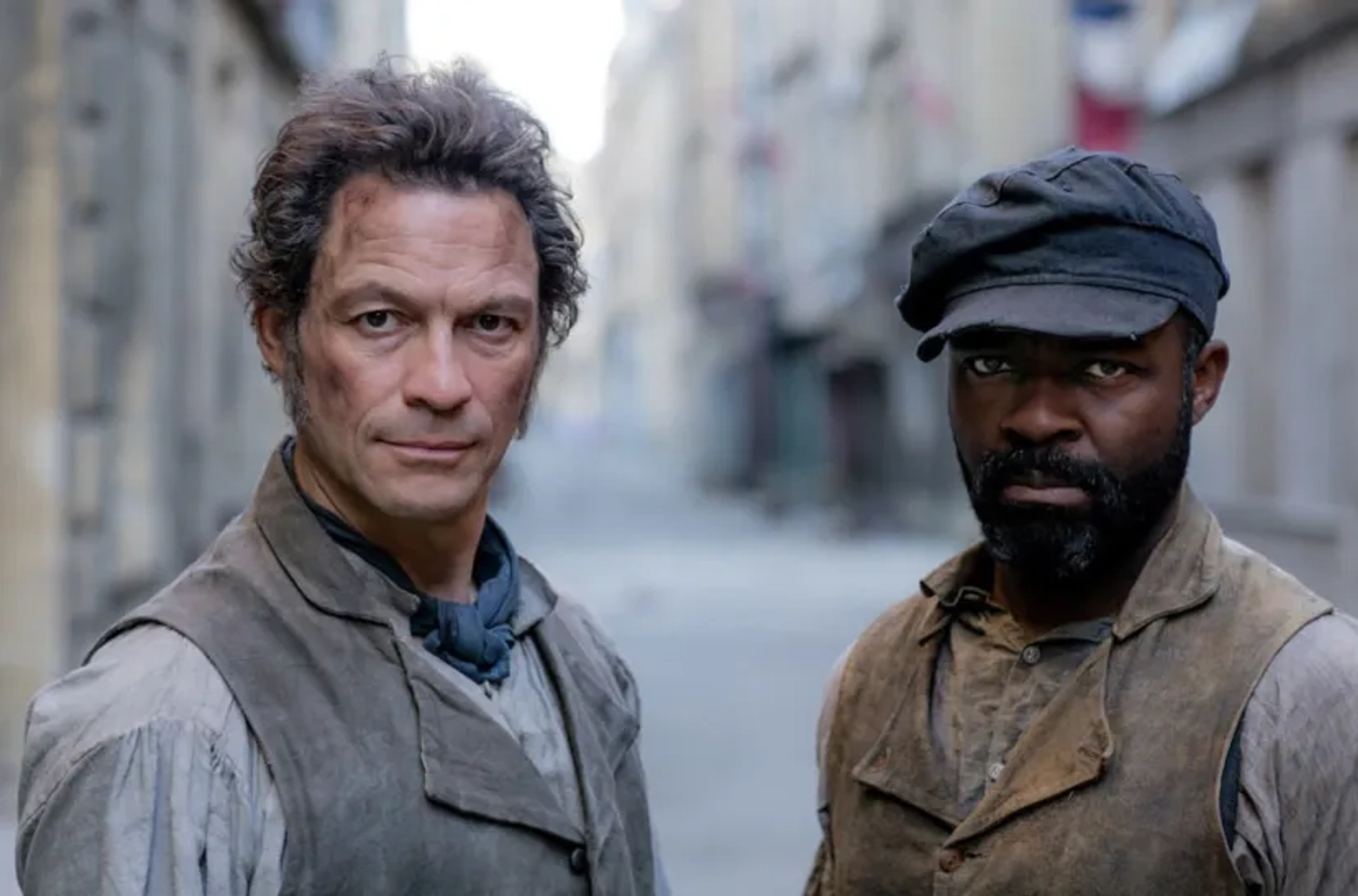 David Oyelowo and Dominic West in Les Misérables (2018)