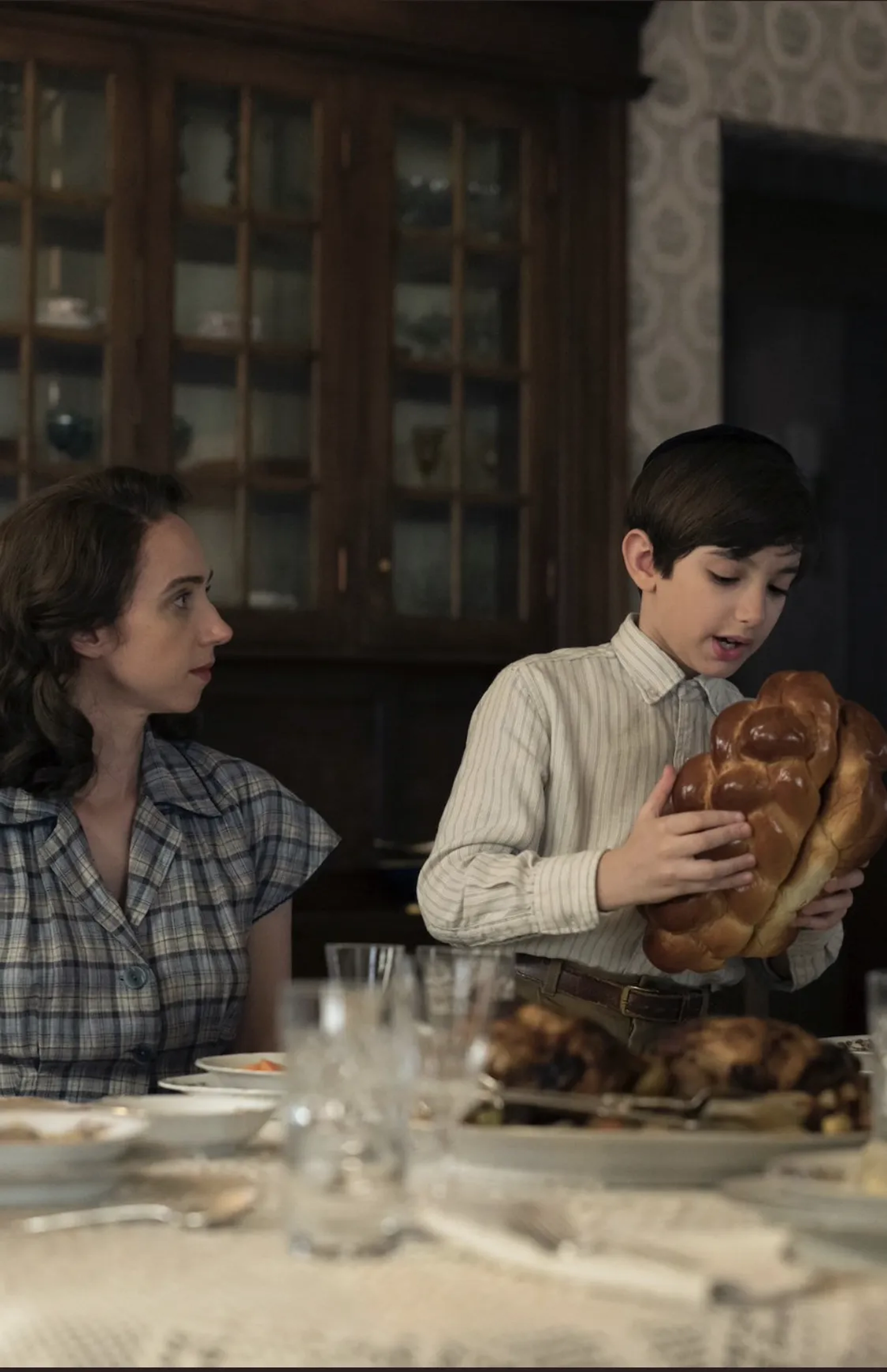 Still of Azhy Robertson and Zoe Kazan in The Plot Against America